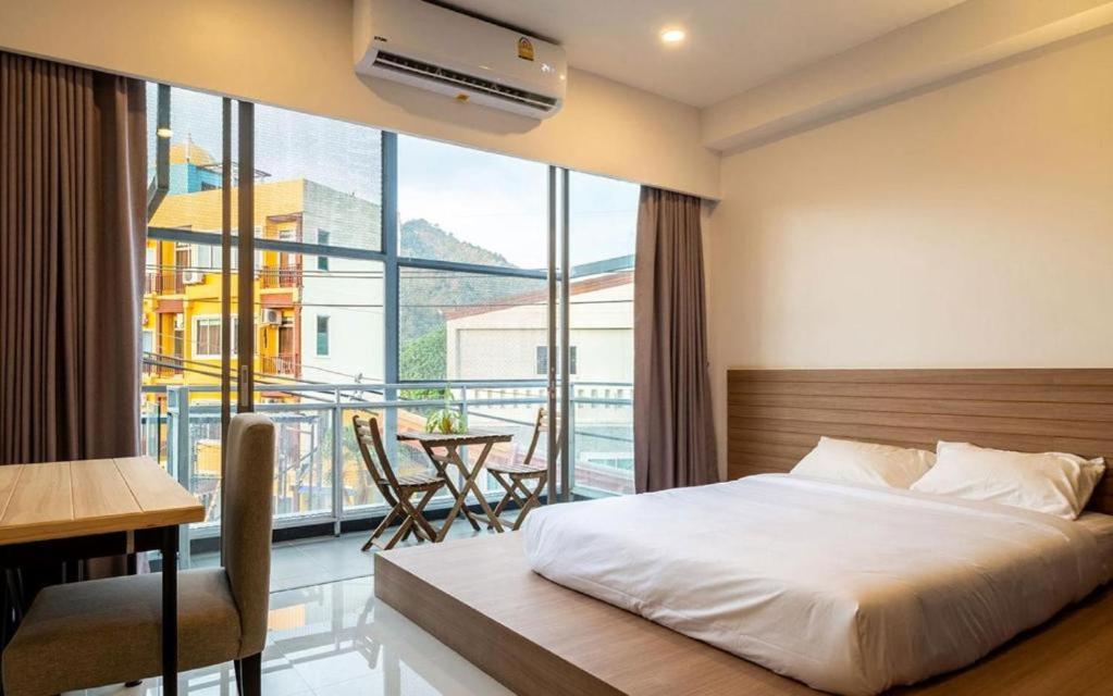 Capsule hotel Poshtel Phuket Kata Beach (Phuket)