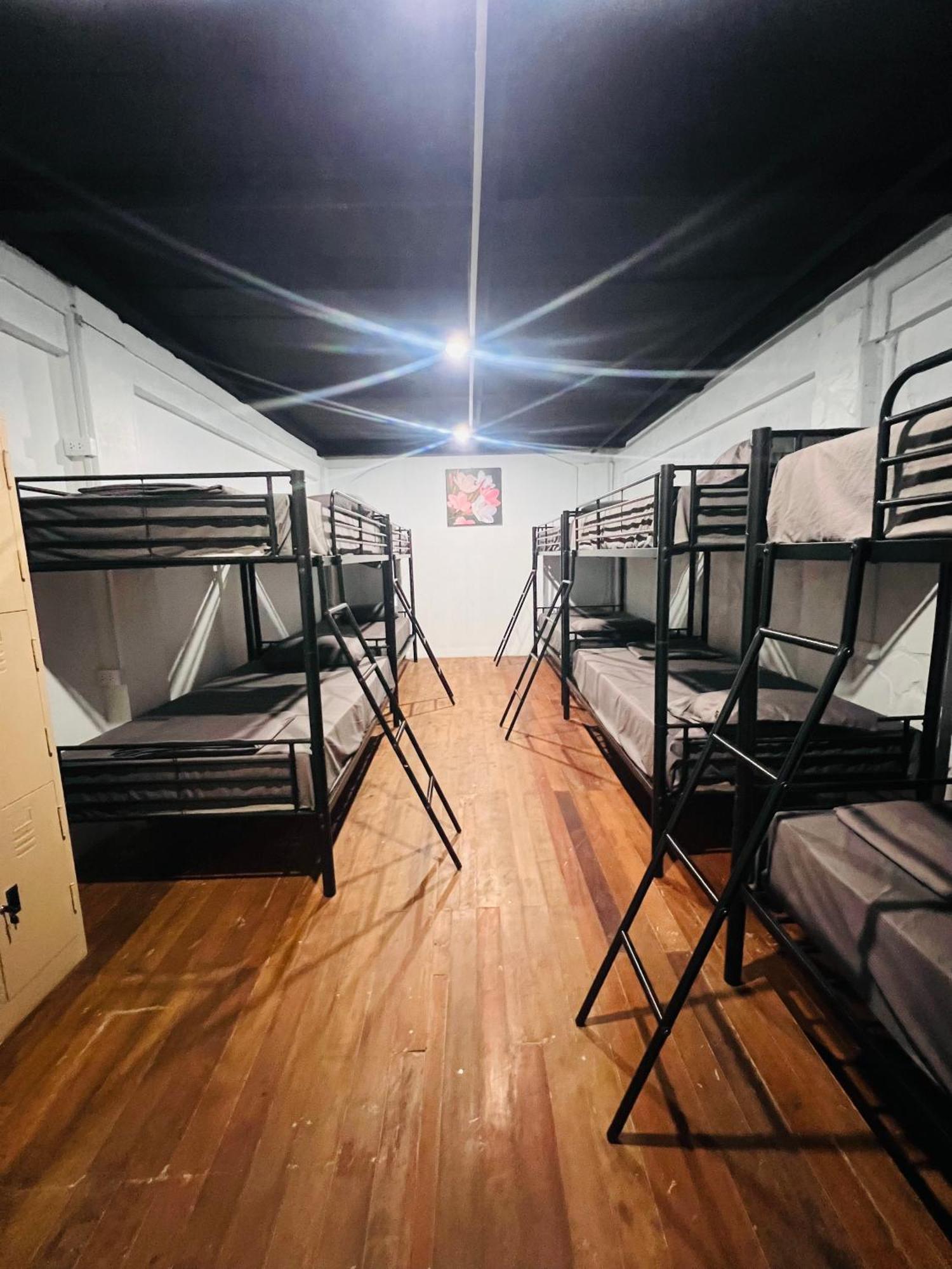 Adventure Hostel *