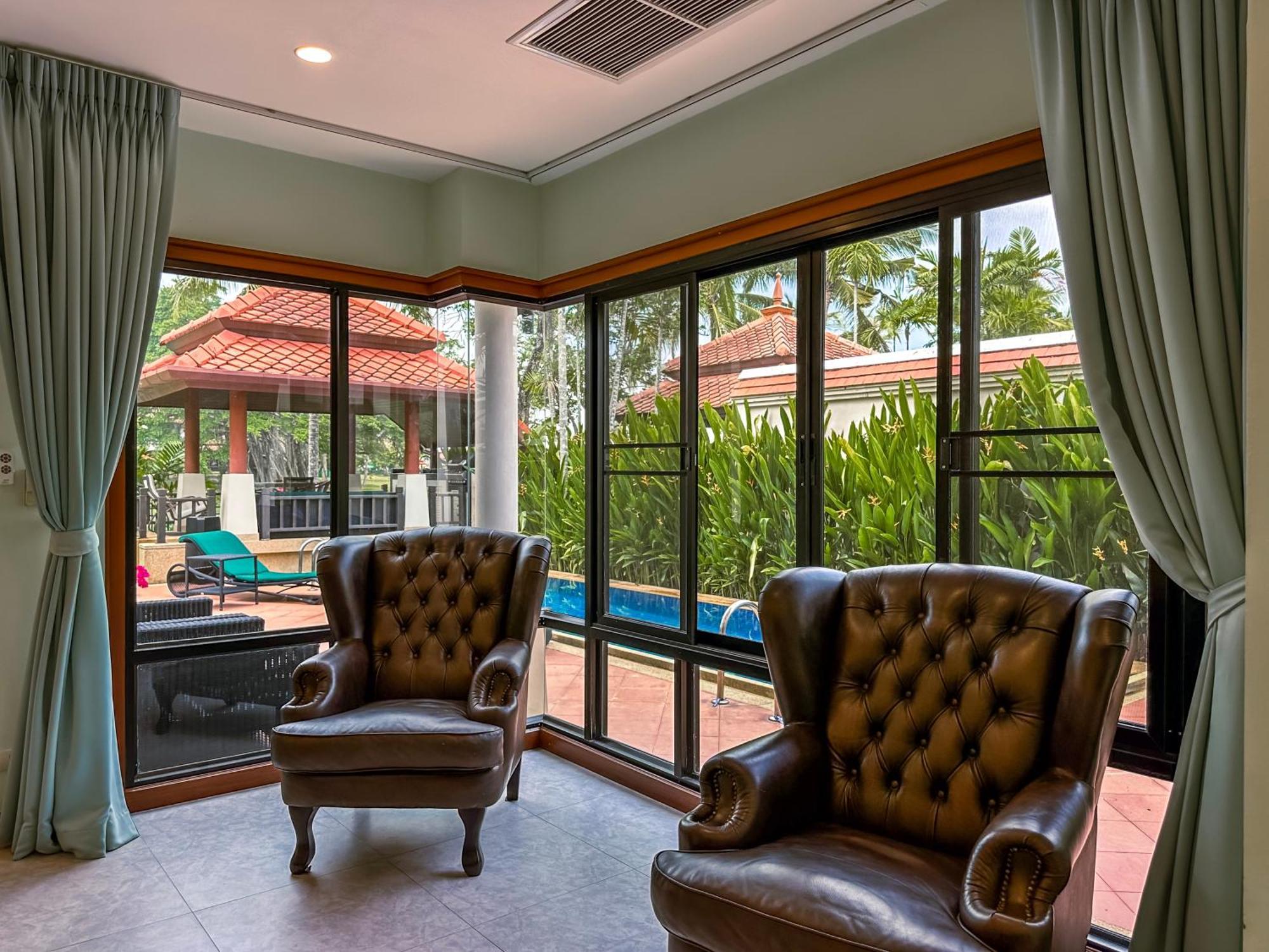 в Angsana Villa Thalang