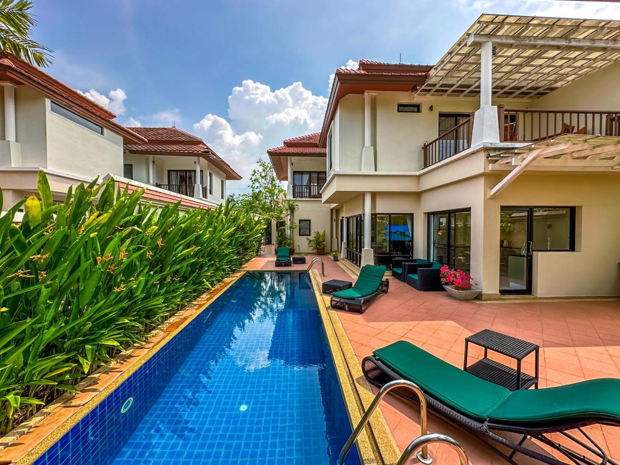 Villa в Angsana