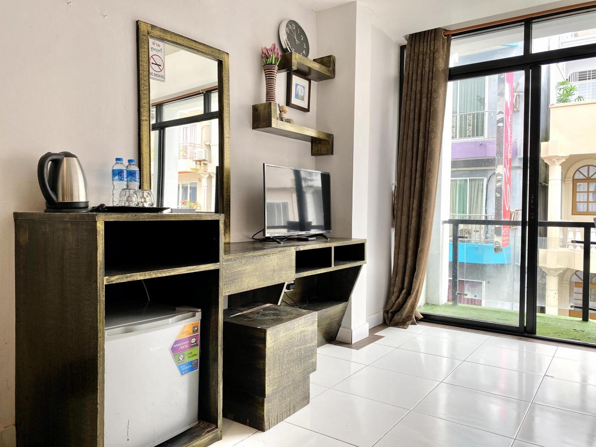 Beachwalk Hotel Patong