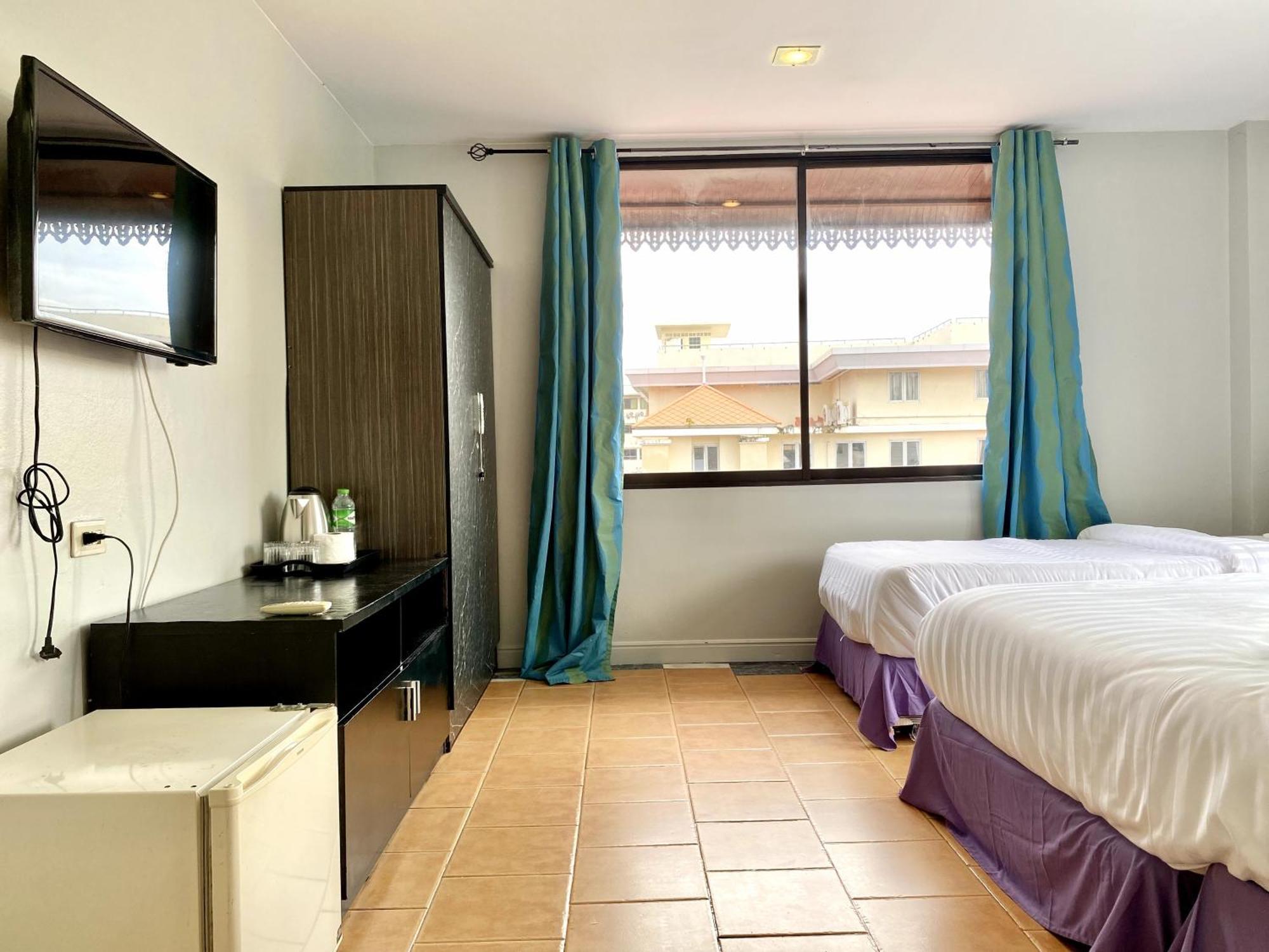 Hotel Beachwalk Minotel Patong