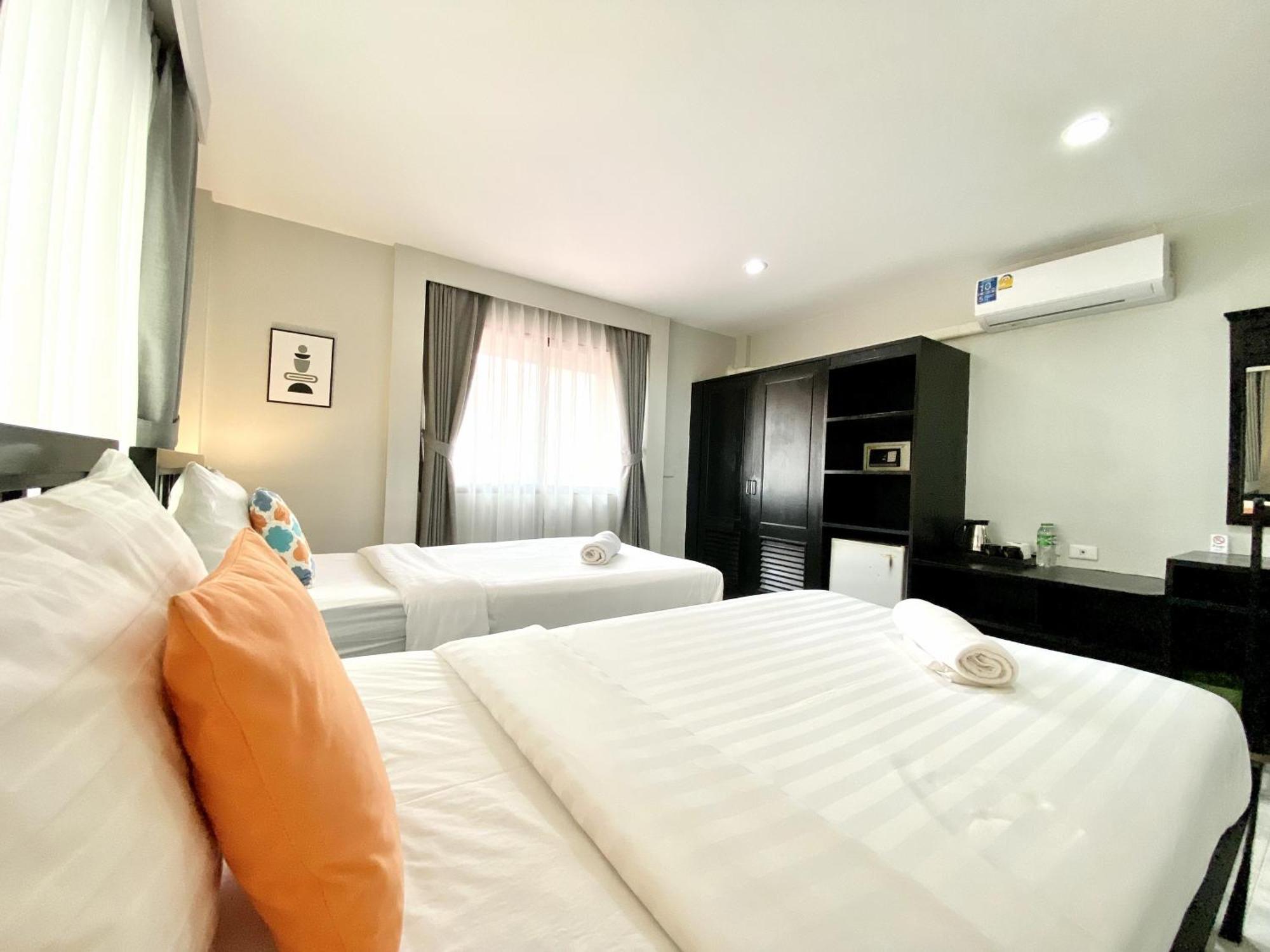 Beachwalk Minotel Hotel Patong