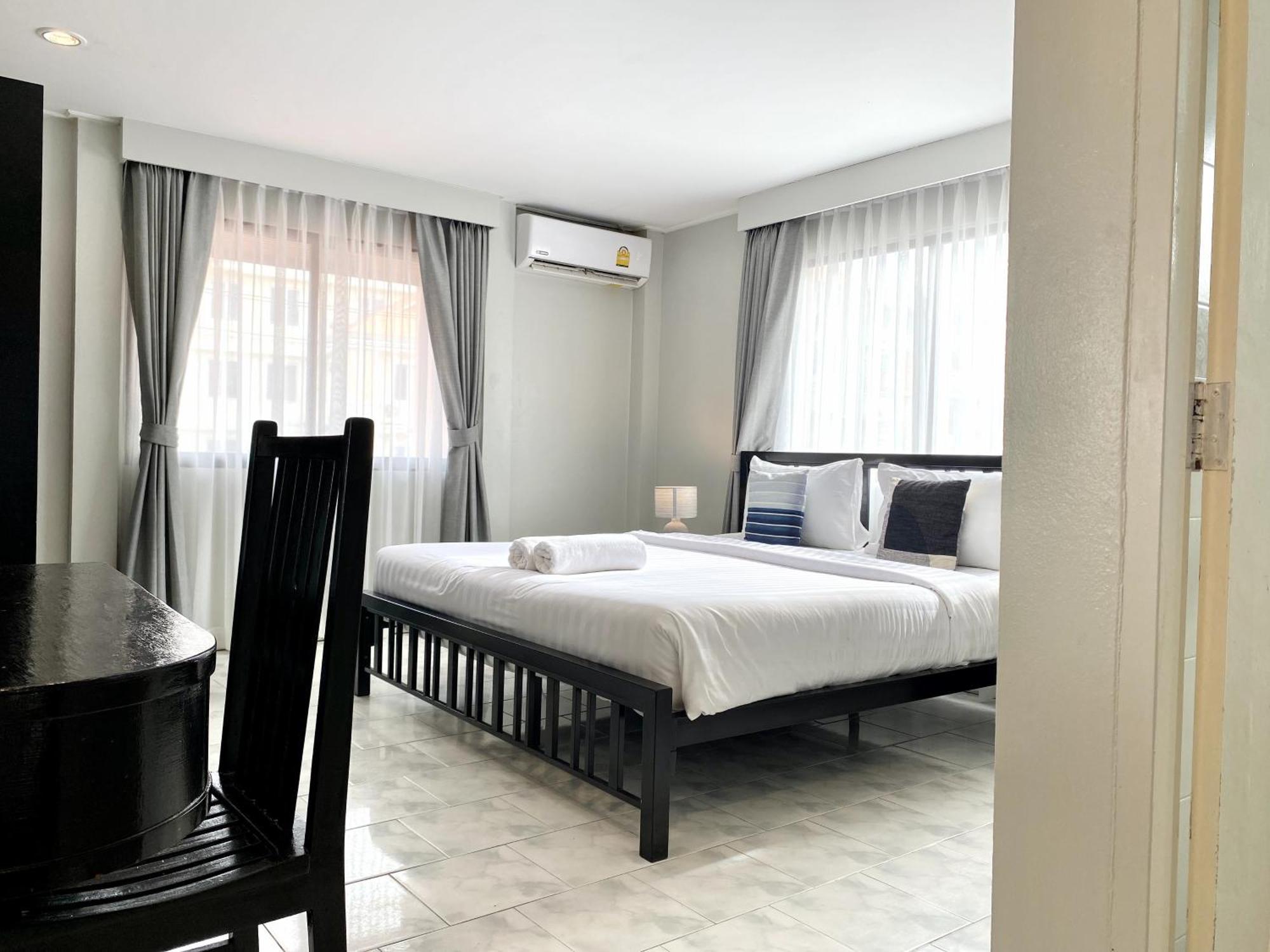 Beachwalk Minotel Patong