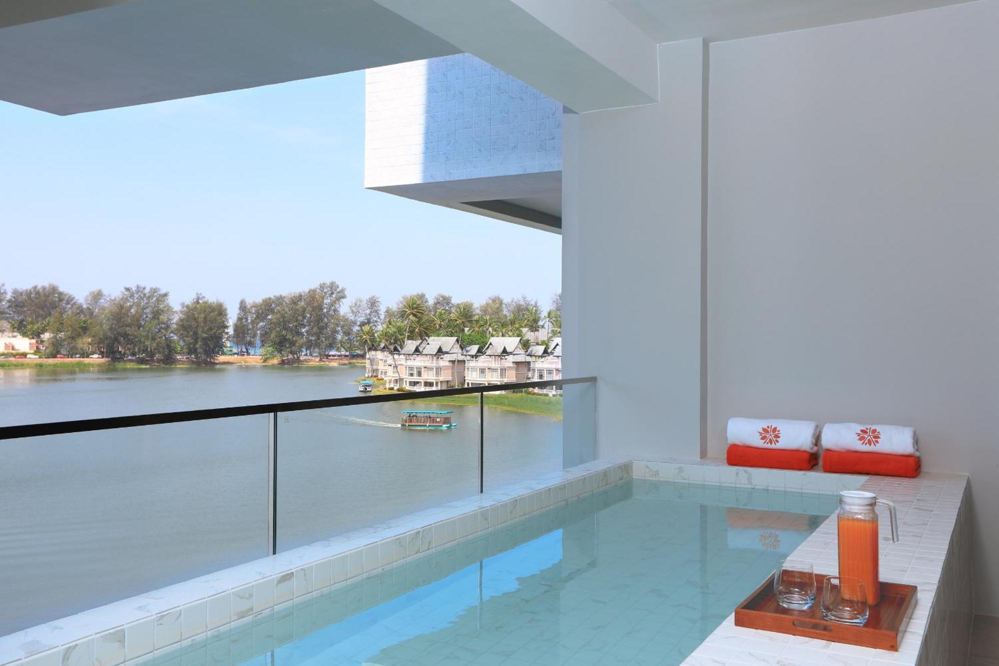 Angsana Oceanview Bang Tao Beach (Phuket)