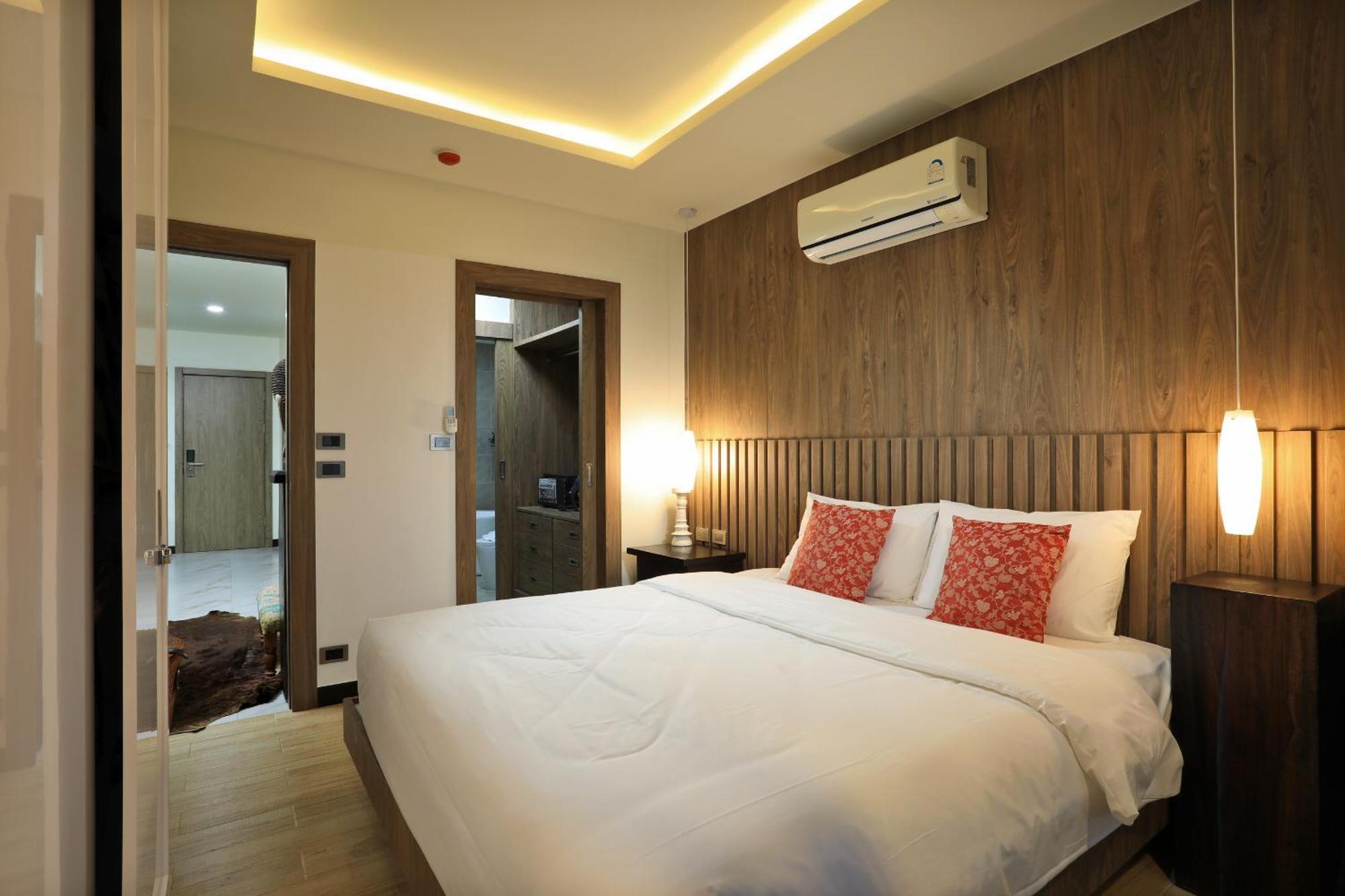 2 Bdr Apartment Calypso Garden Naiharn Beach By Capital Pro