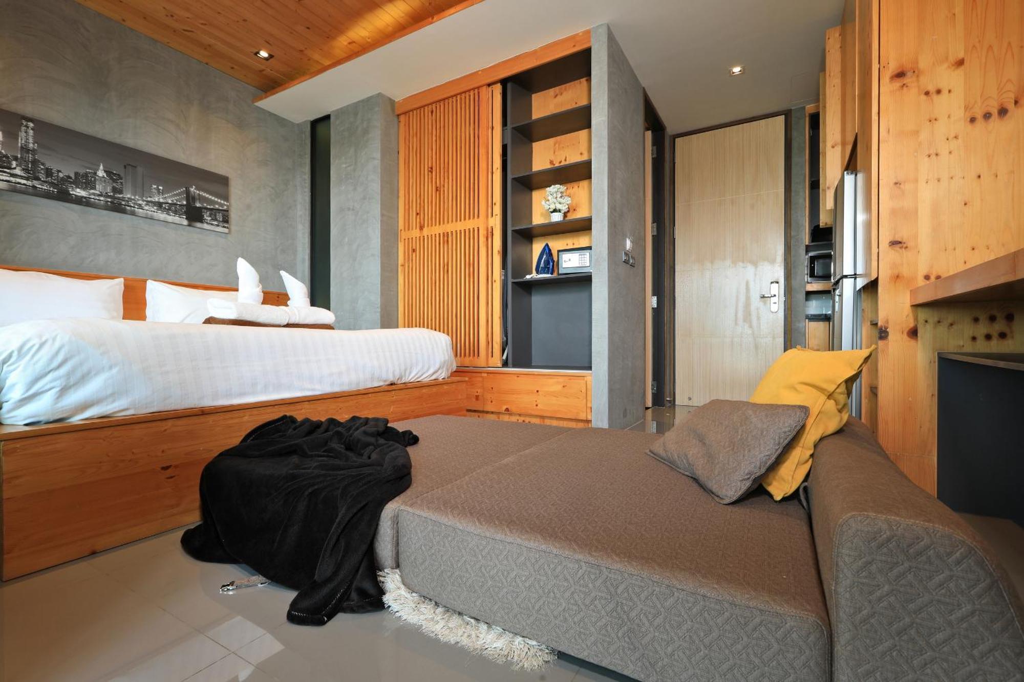 Apartment Near Naiharn By Capital Pro