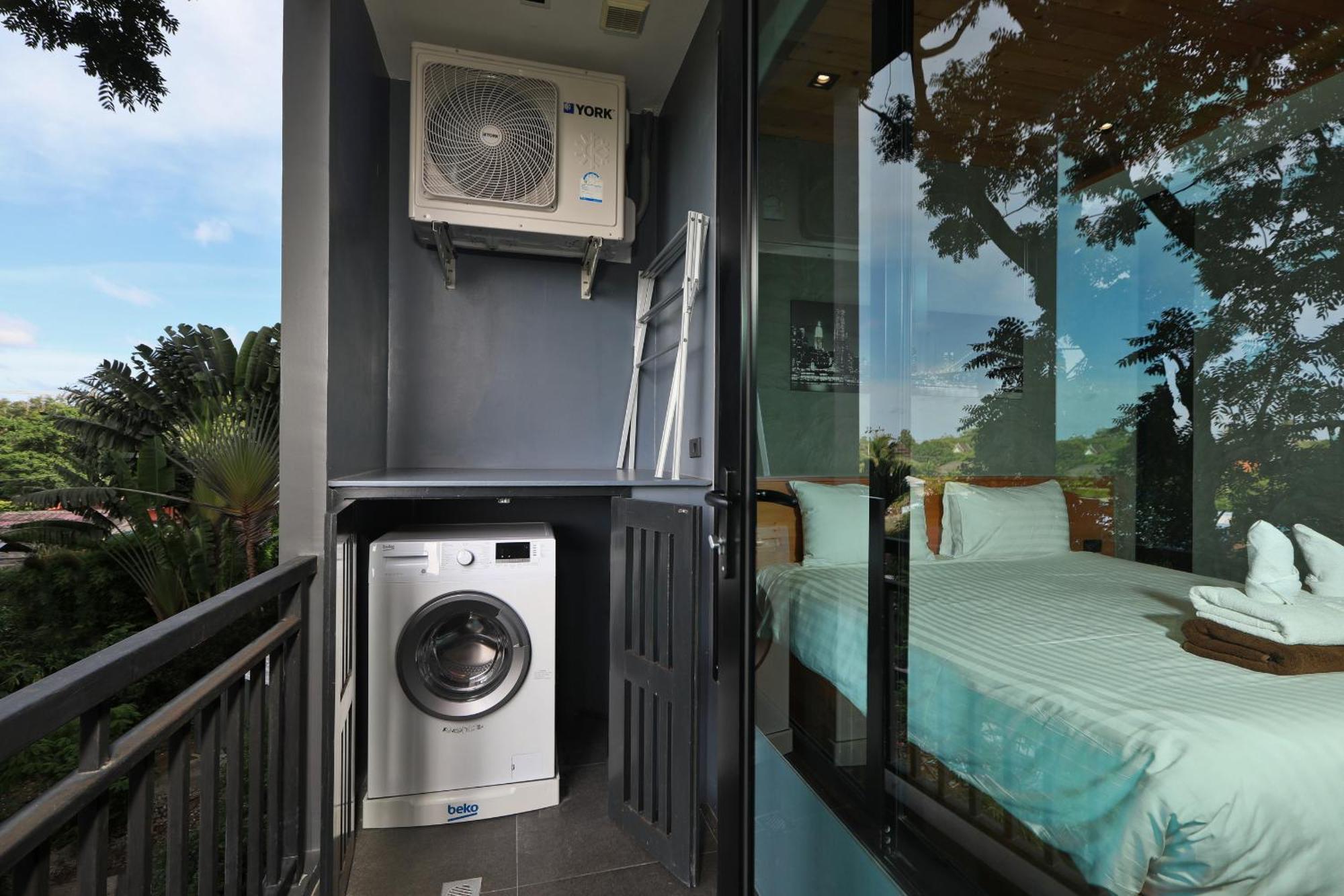 Near Naiharn By Capital Pro Apartment