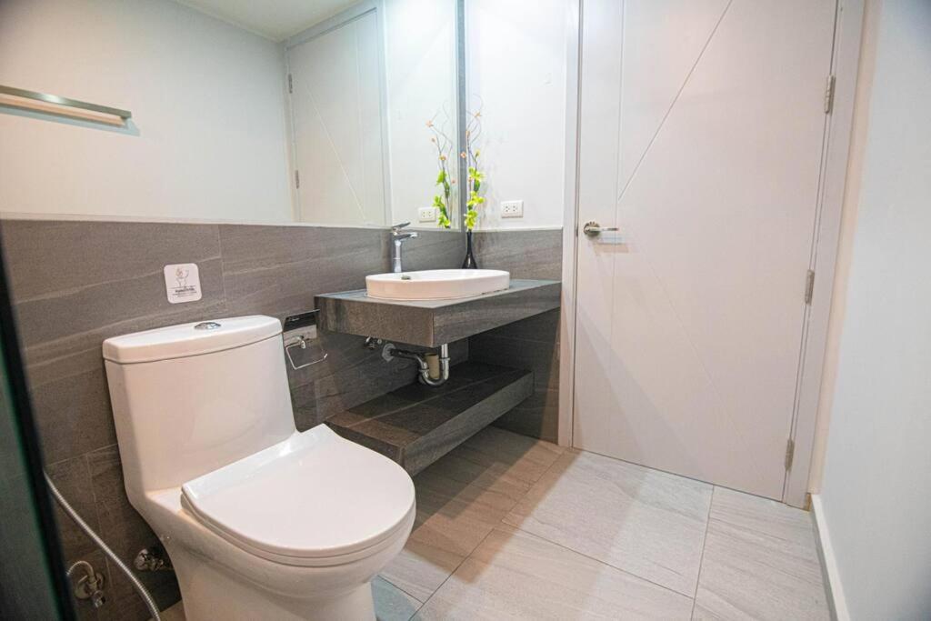 Apartment Modern & Stylish Apartment-2br - Nv-518 Phuket