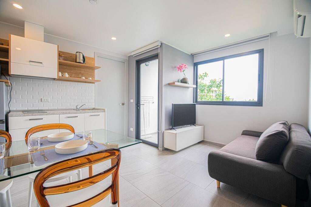 Modern & Stylish Apartment-2br - Nv-518 * Phuket