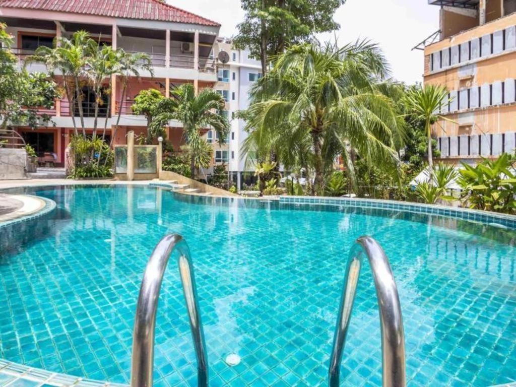Hotel Baan Lukkan Patong 3*