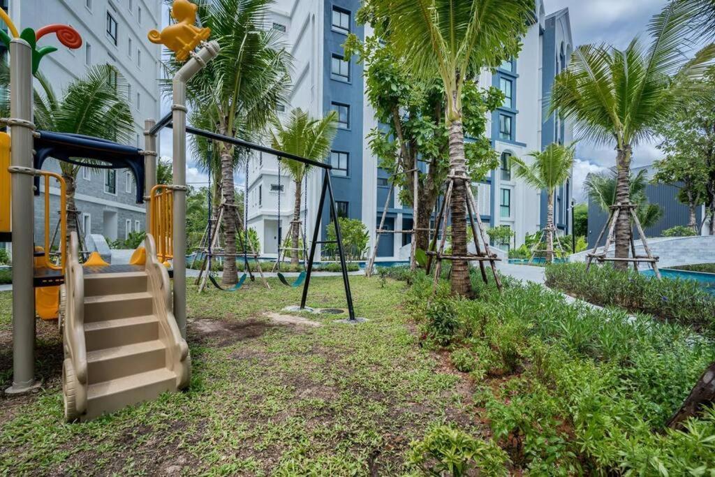 Apartment Two Flamingo 1
