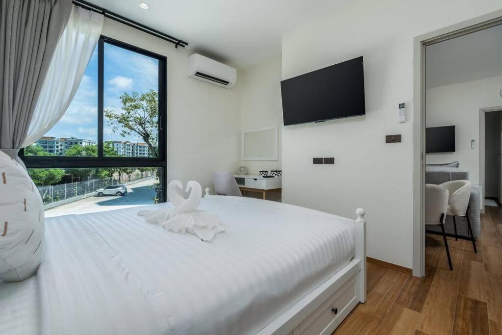 Apartment Two Flamingo 1 *