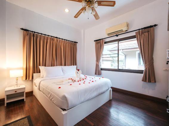 Villa Pool Tambon Patong