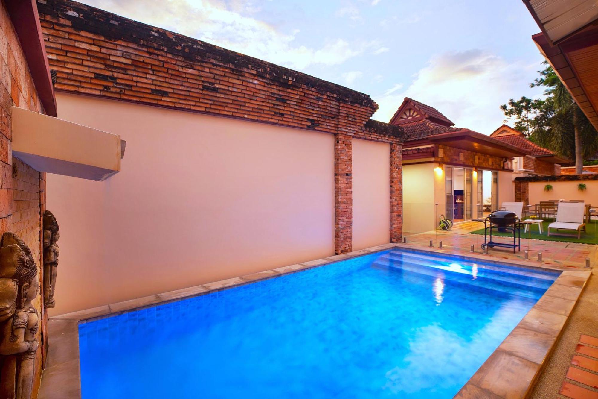 Balinese 3br Pool Freya, Spacious Courtyard, 70 M From Wellbeing & Lifestyle Ban Saiyuan