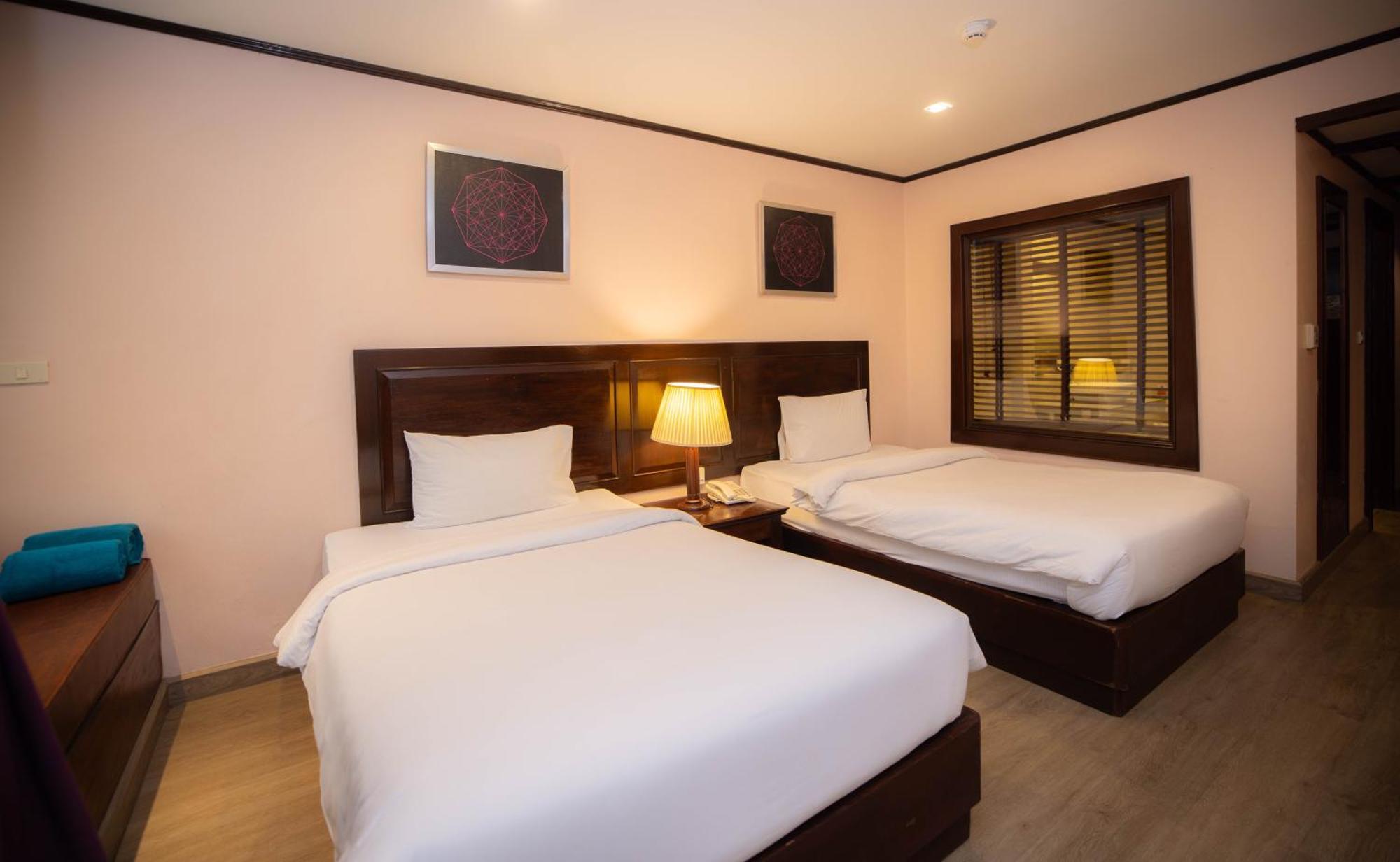 Baumanburi Hotel 4*