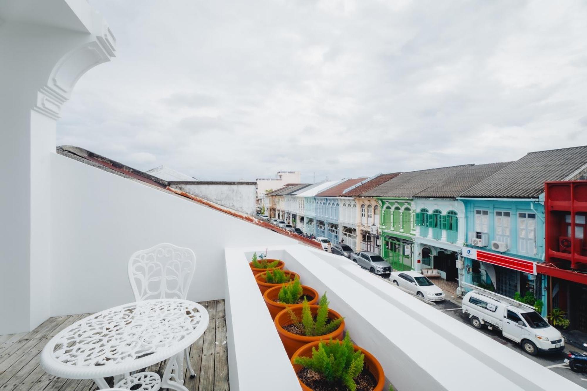 Xinlor House - Old Town 3*