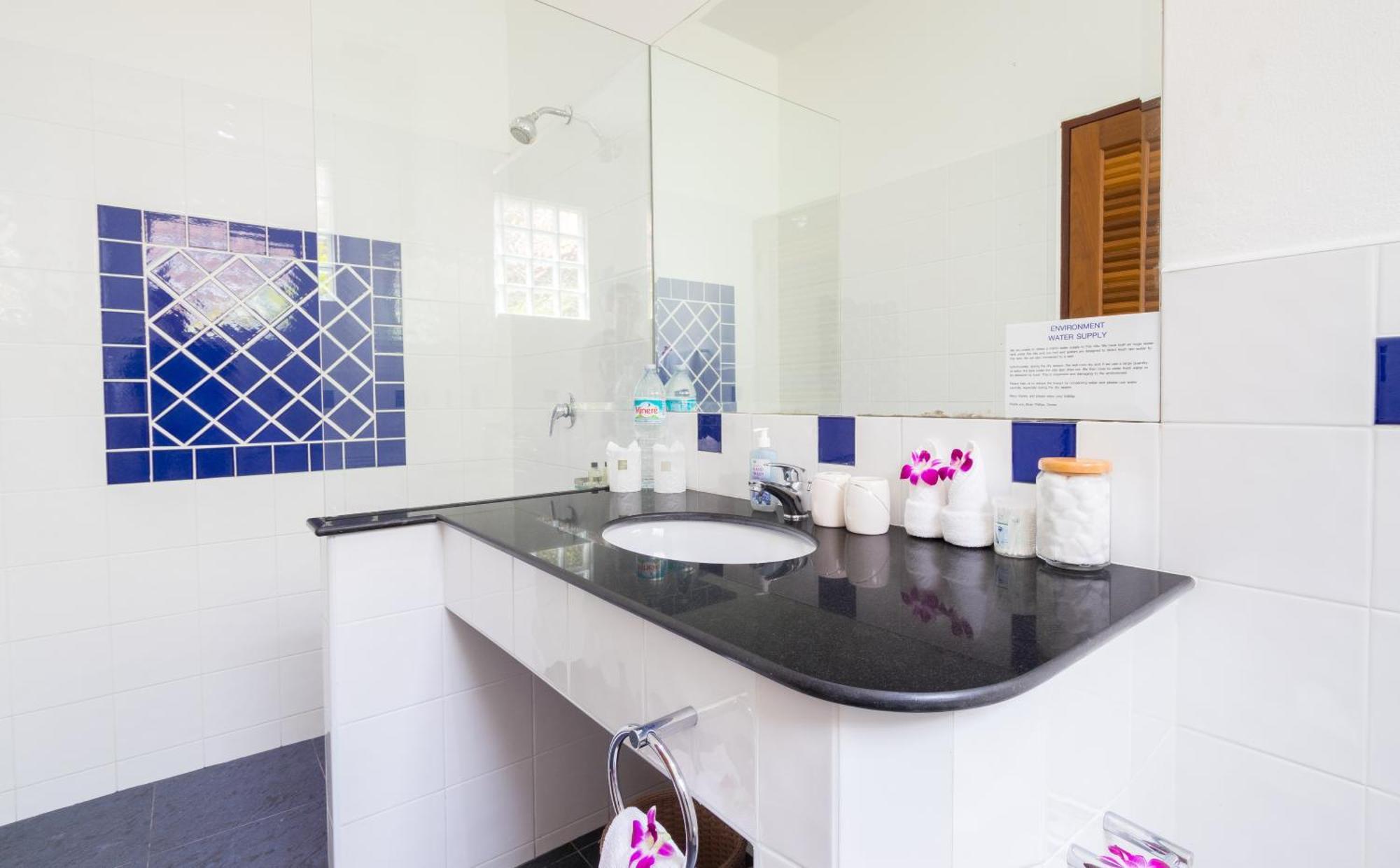 Jasmine, Chef, 4 Bed Sea View Infinity Pool Villa