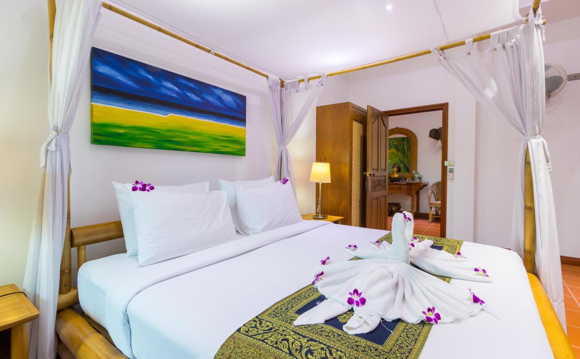 Jasmine, Chef, 4 Bed Sea View Infinity Pool Villa *