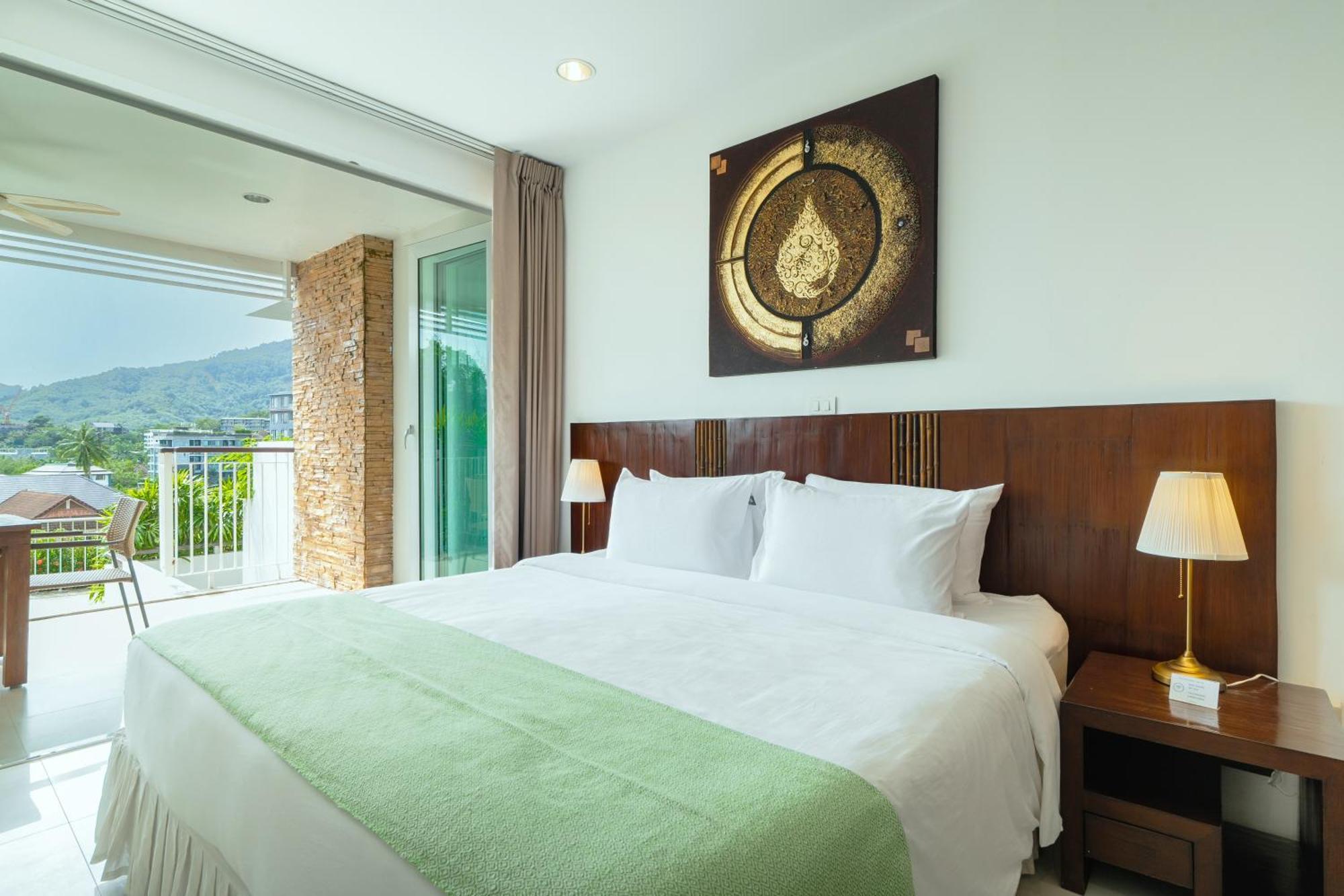Surin Park By Destada Apartment Ban Lum Fuang