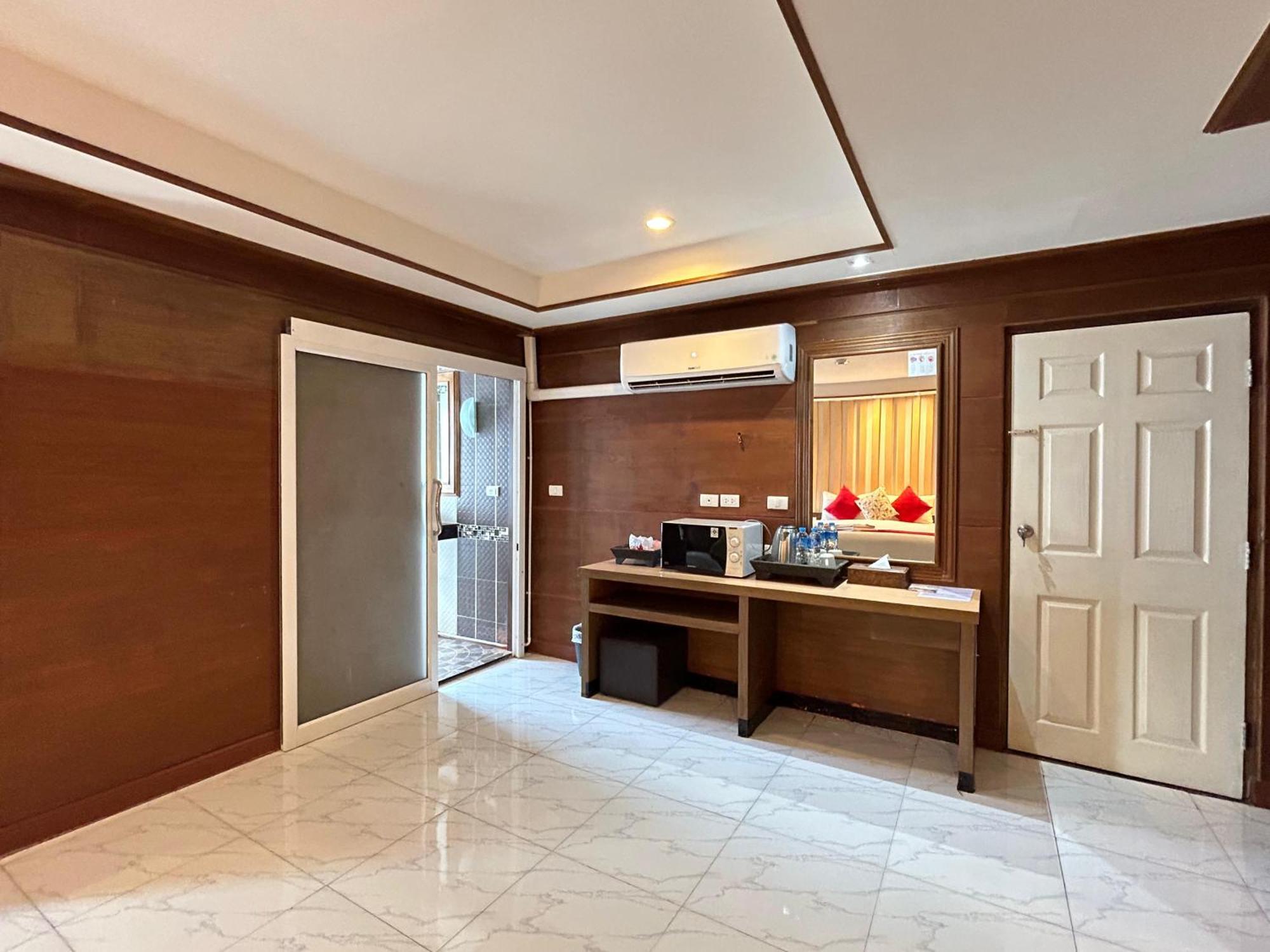 Cocoon Apk & Hotel