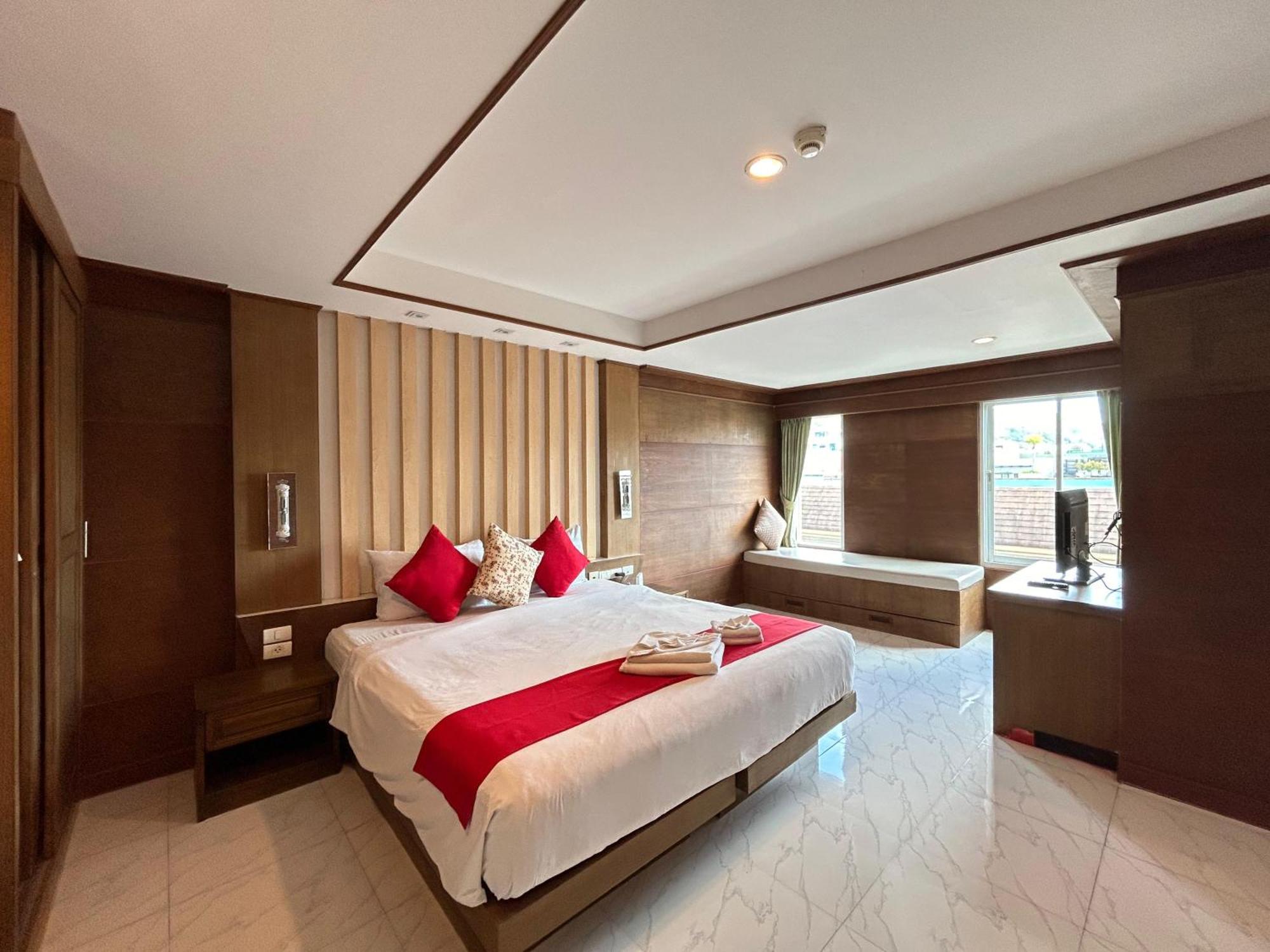 Cocoon Apk & Hotel
