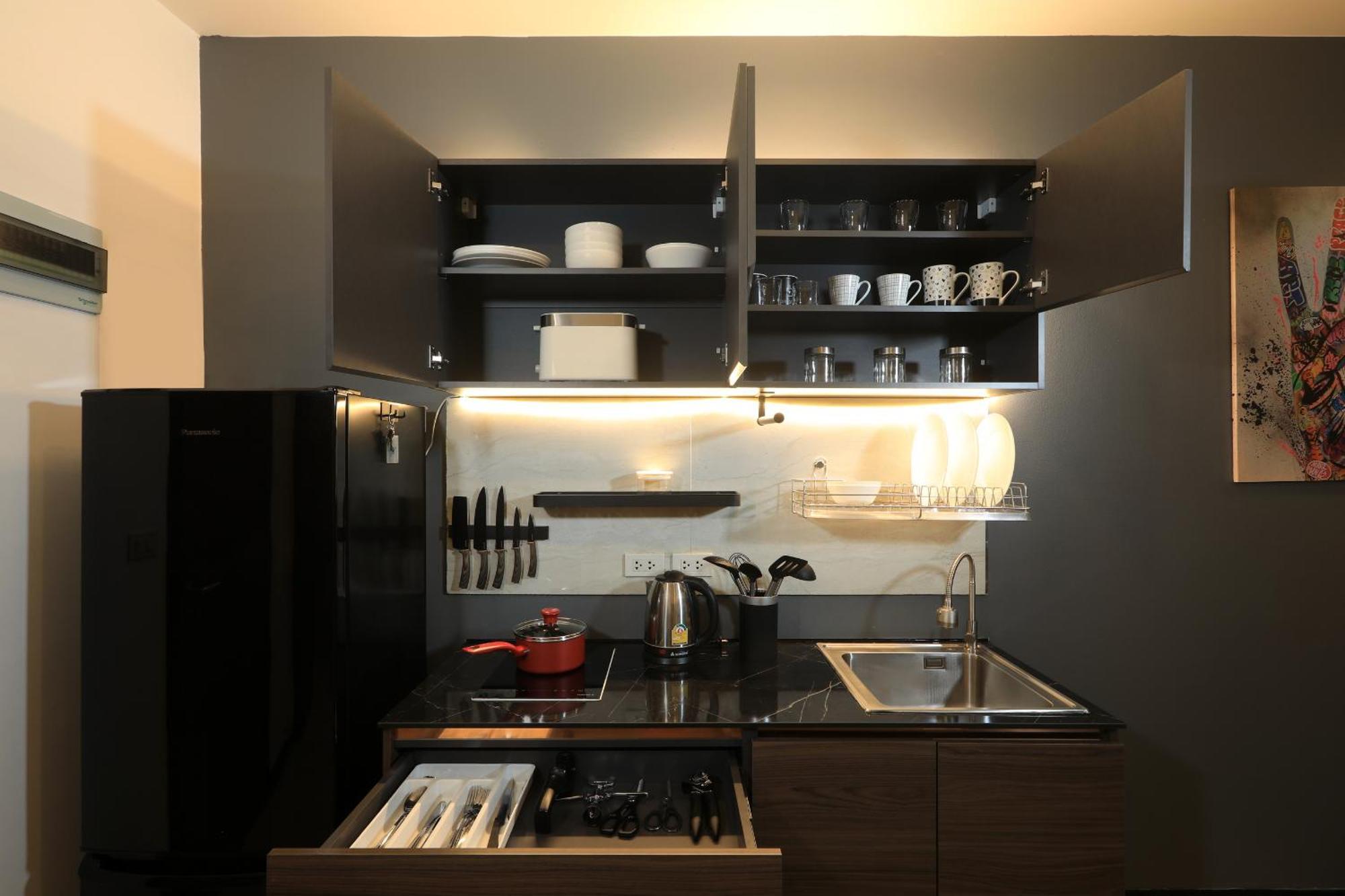 1 Bdr Apartment Naiharn Beach Condo By Capitalpro Apartment *