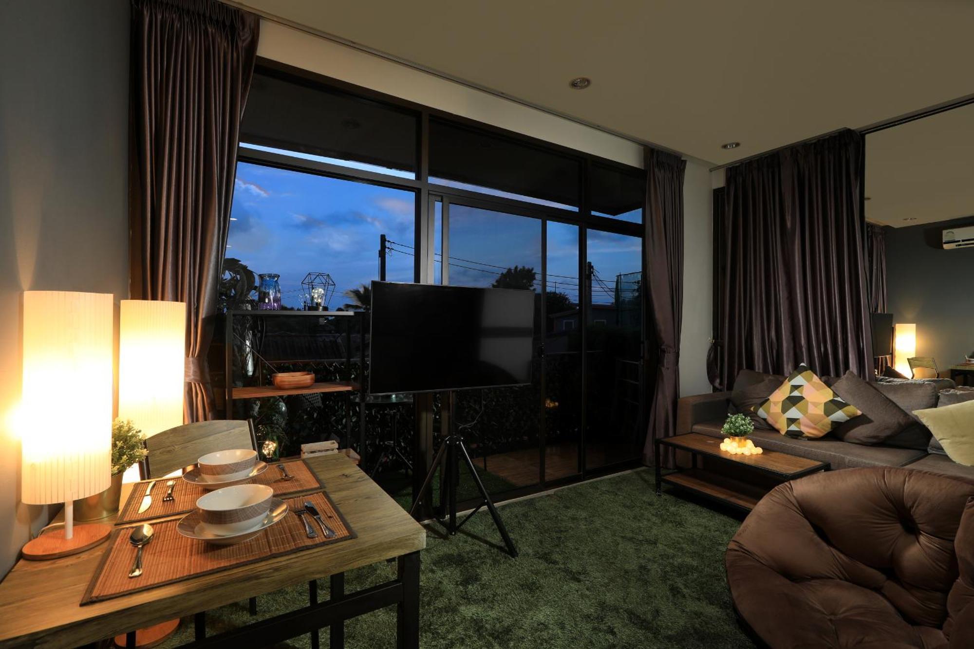 1 Bdr Apartment Naiharn Beach Condo By Capitalpro *