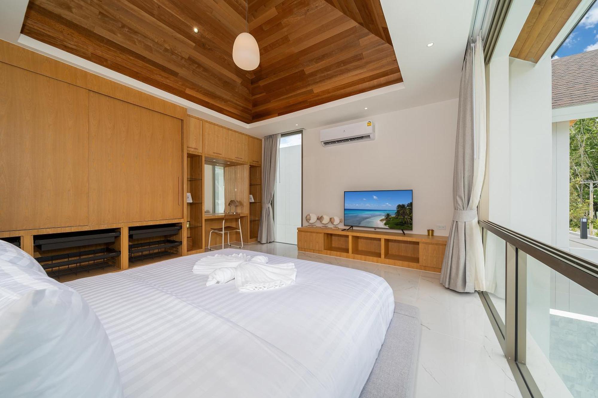 Lux Pride 2 - Luxury Pool Near Laguna Villa