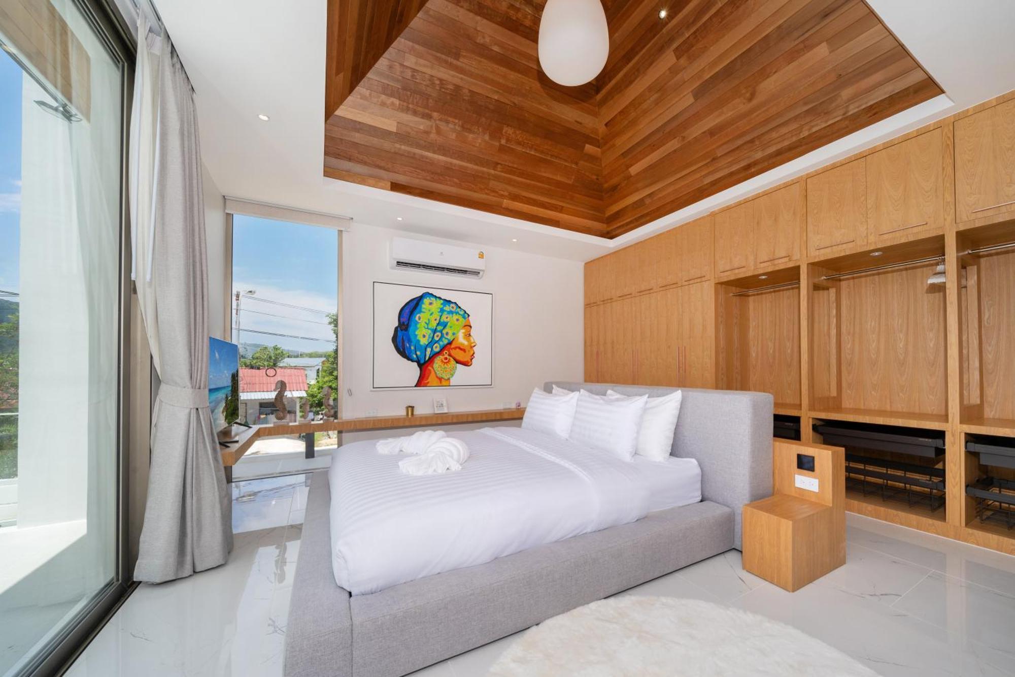 Villa Lux Pride 2 - Luxury Pool Near Laguna *