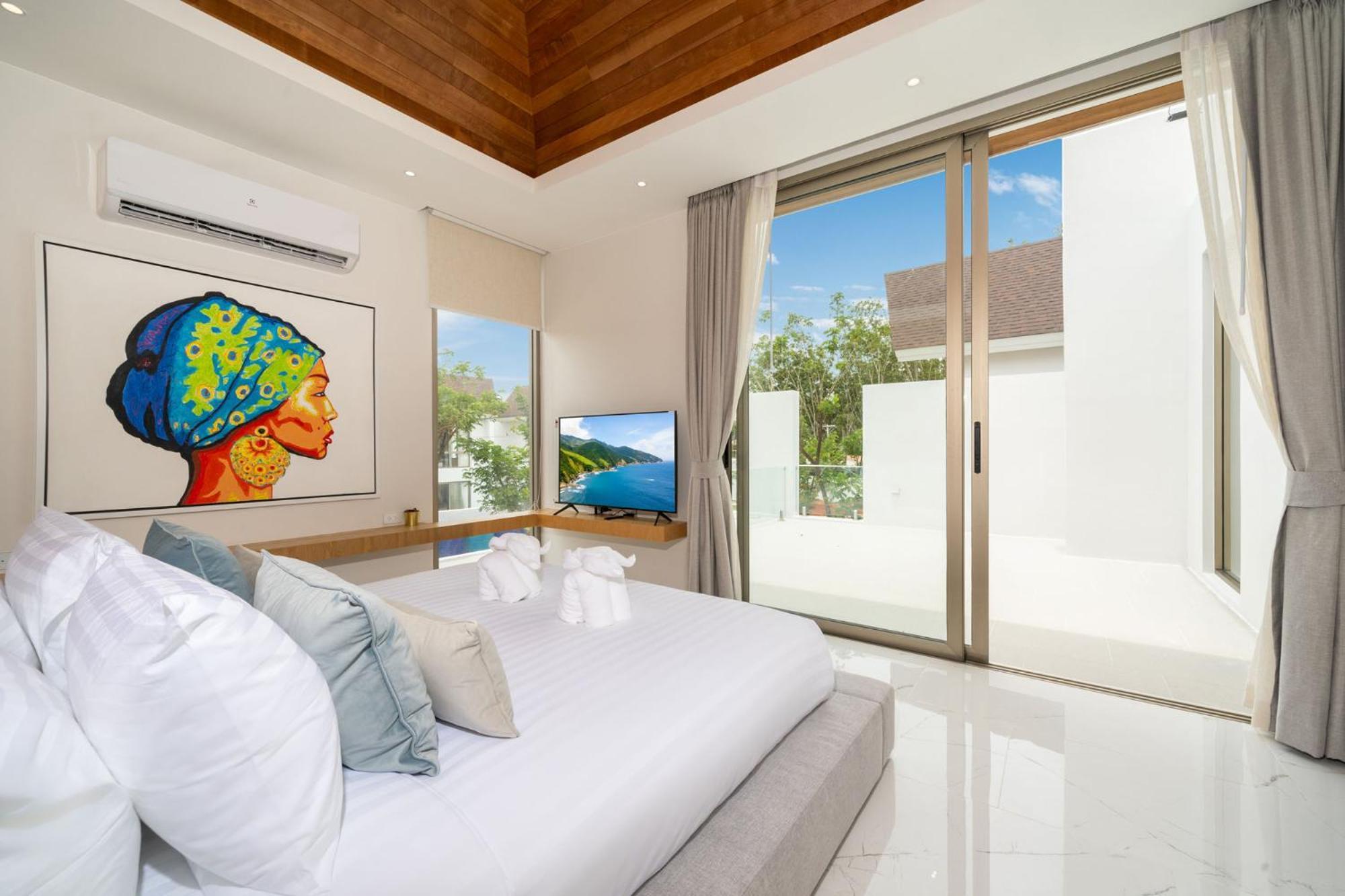 Villa Lux Pride 2 - Luxury Pool Near Laguna Ban Pak Lak