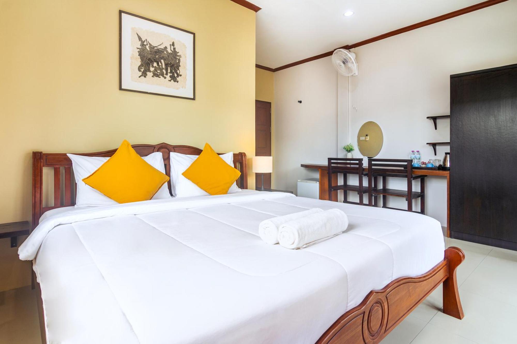 Hotel Kamala Beach Residence 2*