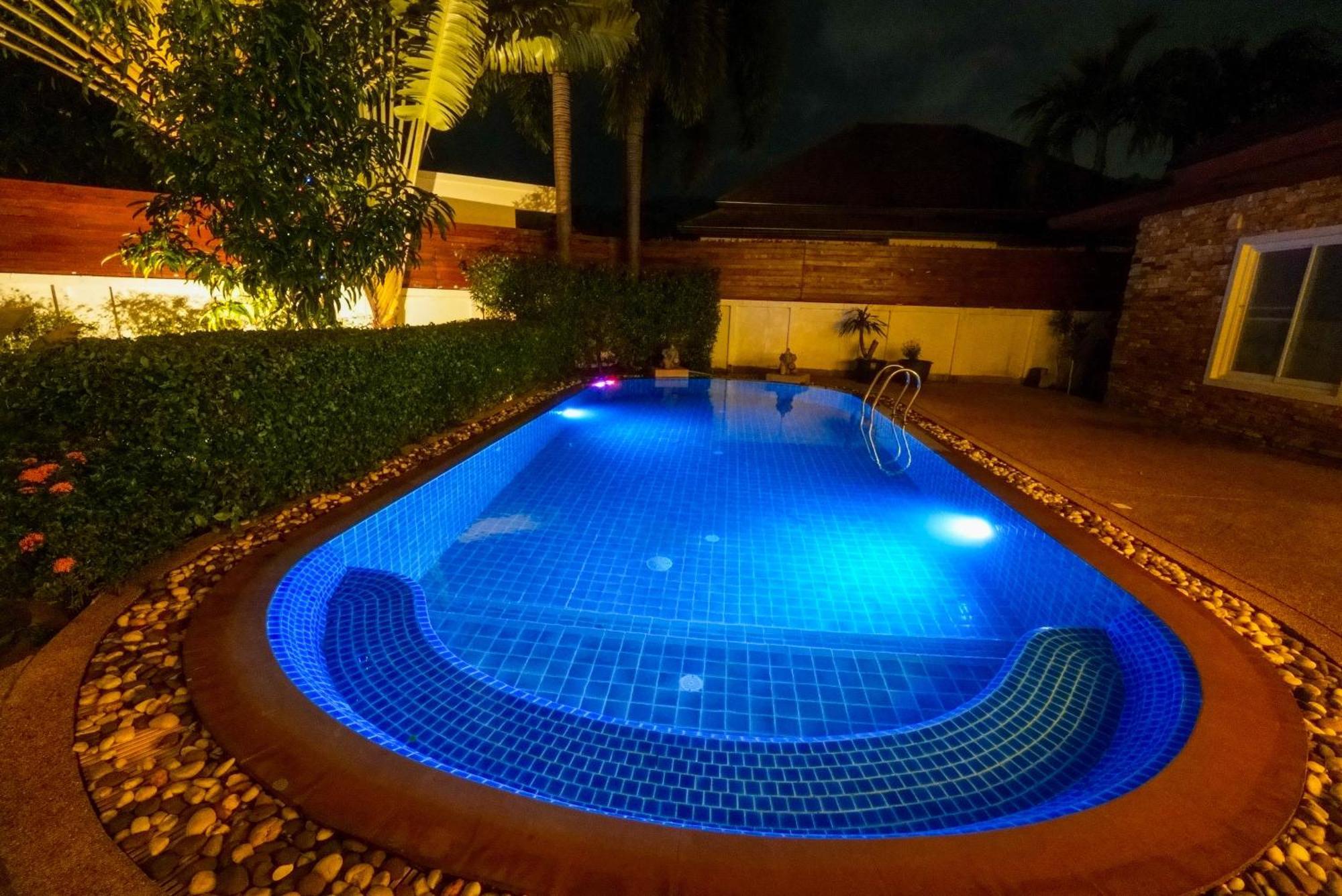 Villa Luxurious Large Size Swimming Pool In Rawai