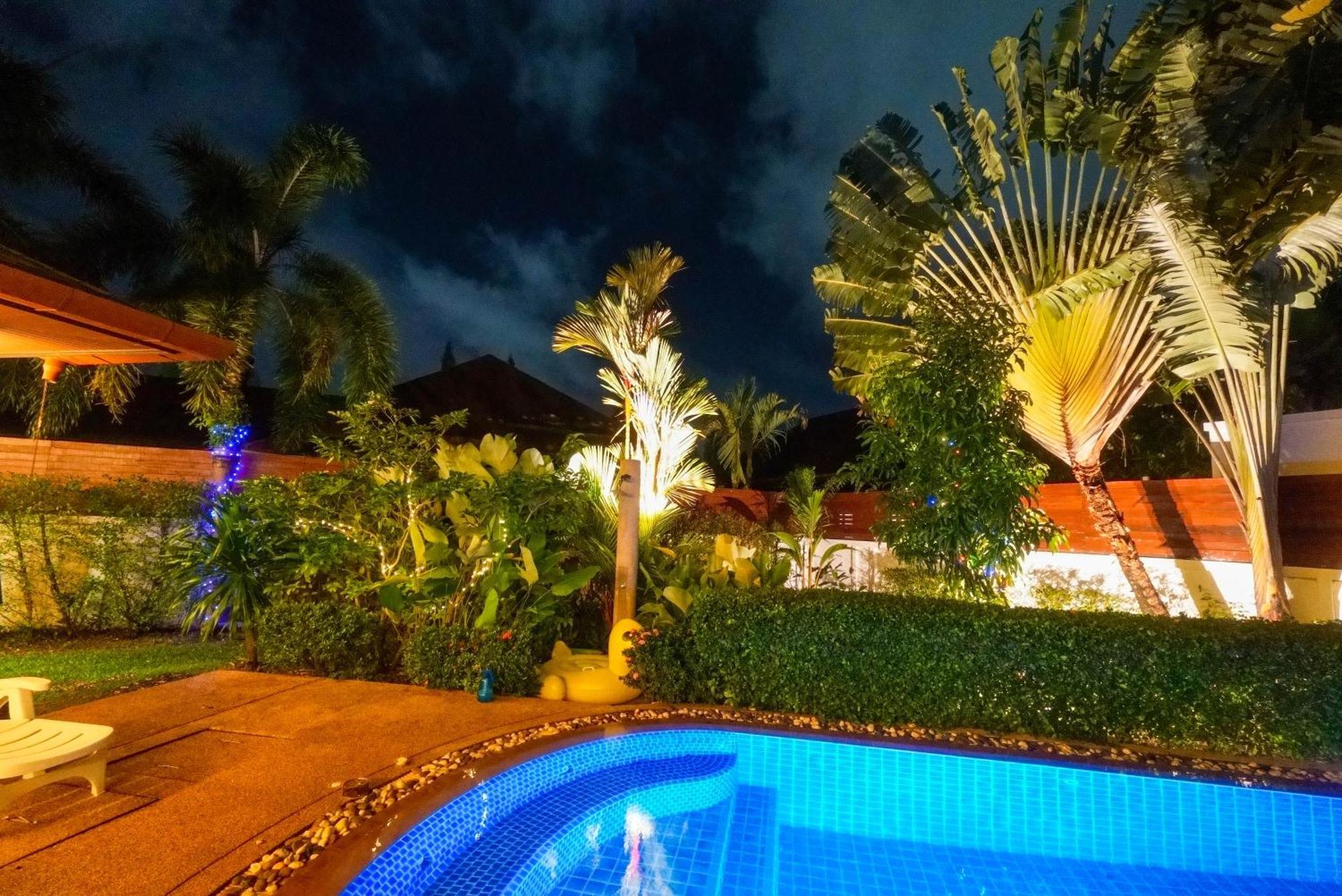Luxurious Large Size Swimming Pool In Rawai Ban Saiyuan