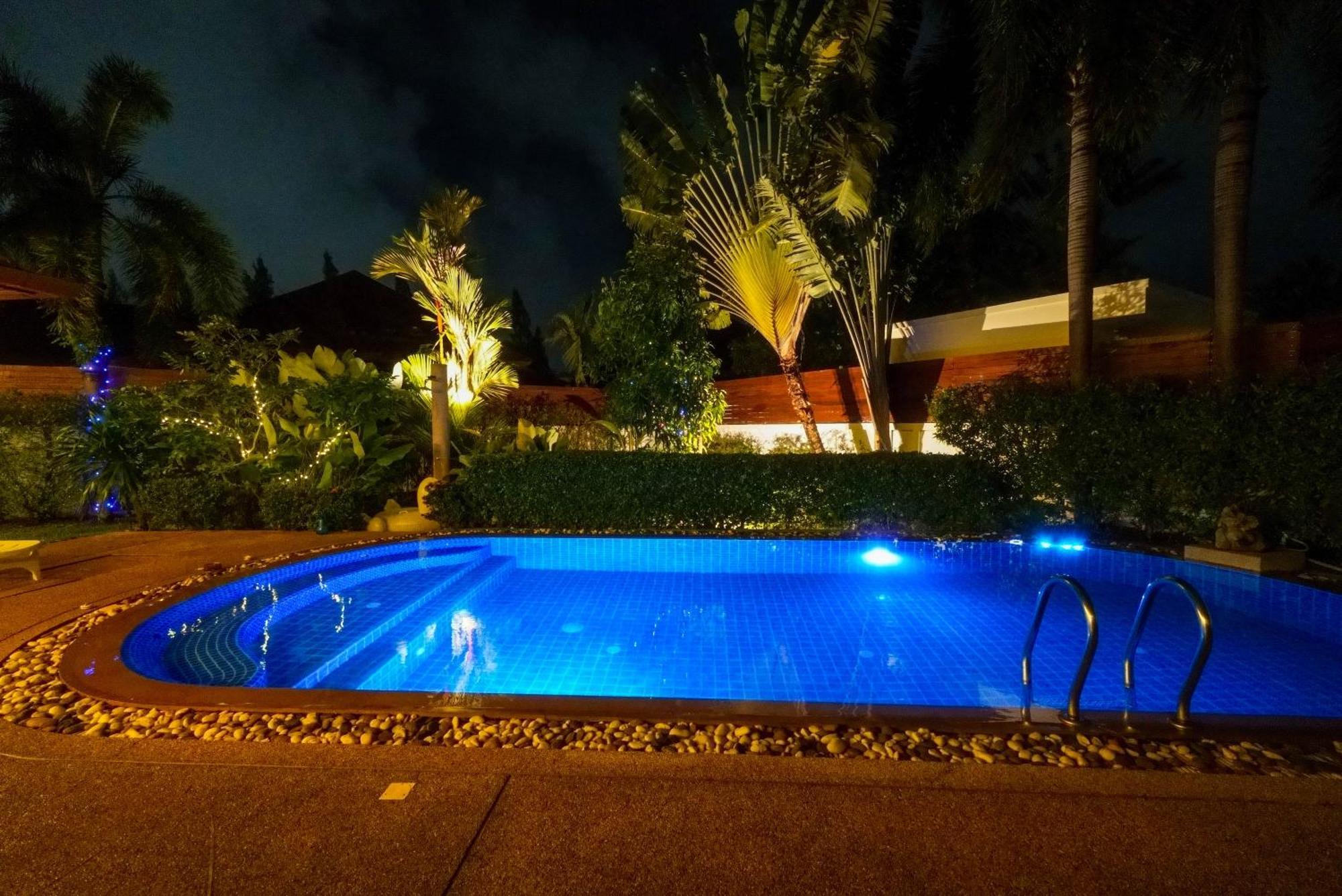 Luxurious Large Size Swimming Pool In Rawai * Ban Saiyuan