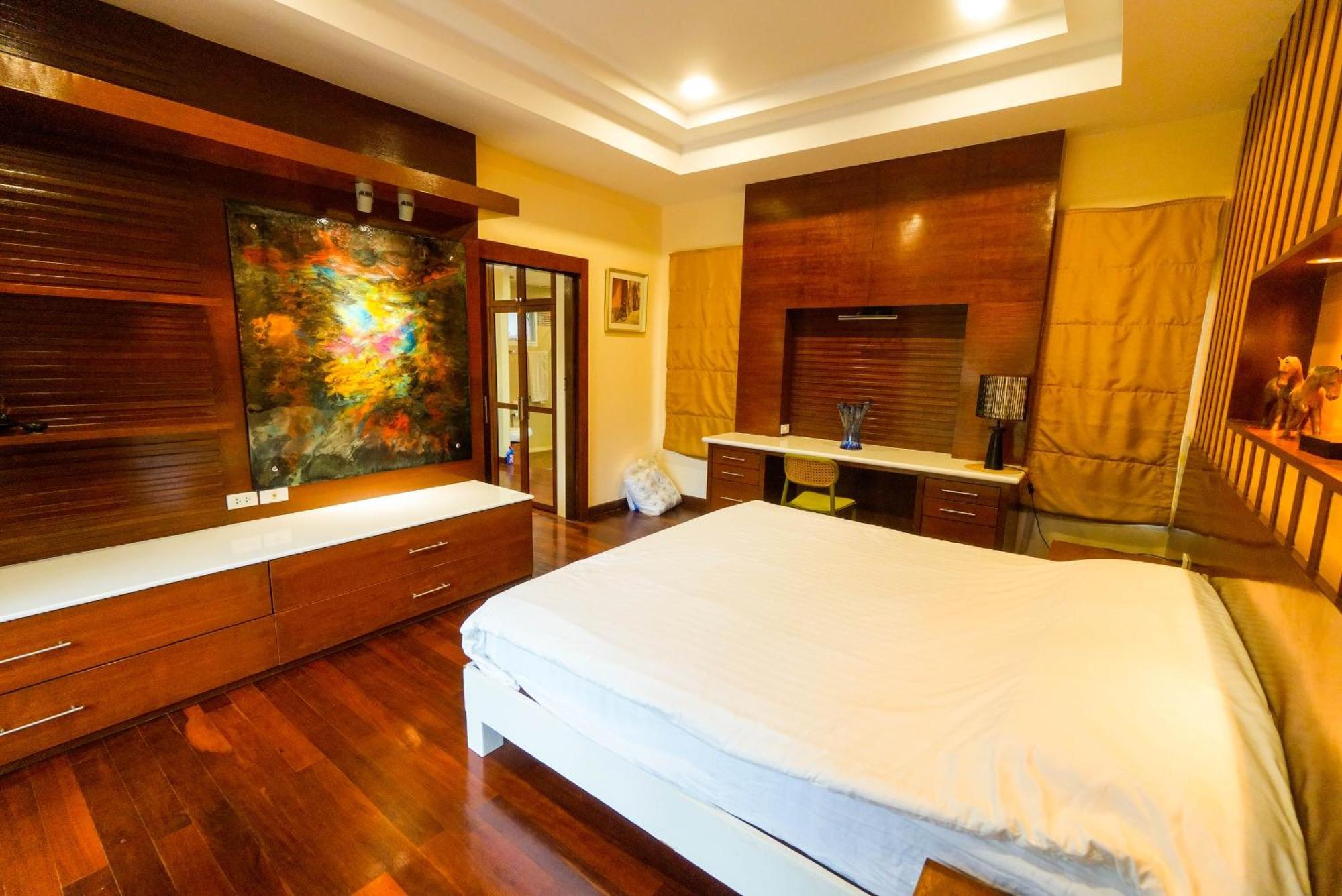 Villa Luxurious Large Size Swimming Pool In Rawai Ban Saiyuan