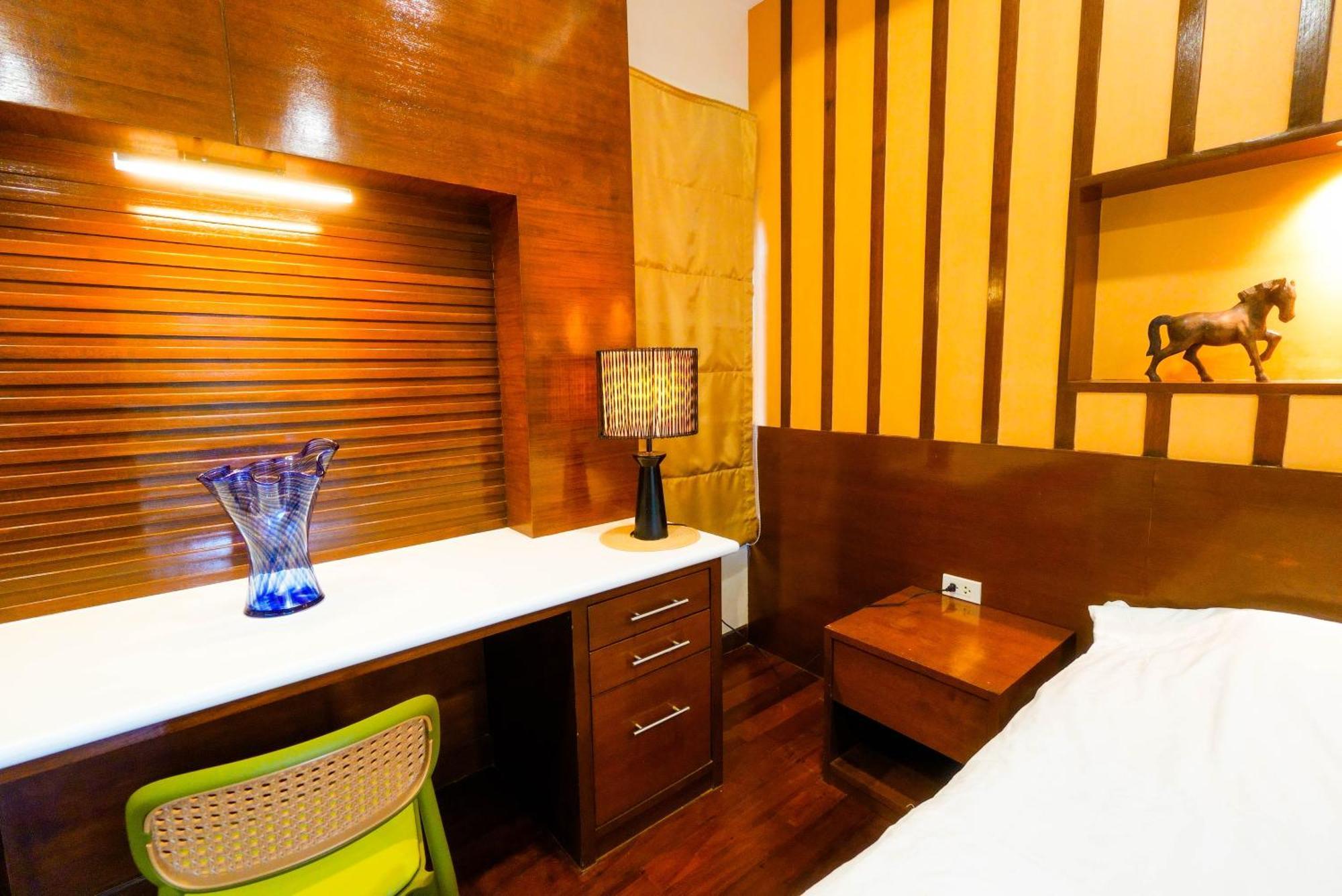 Luxurious Large Size Swimming Pool In Rawai Ban Saiyuan