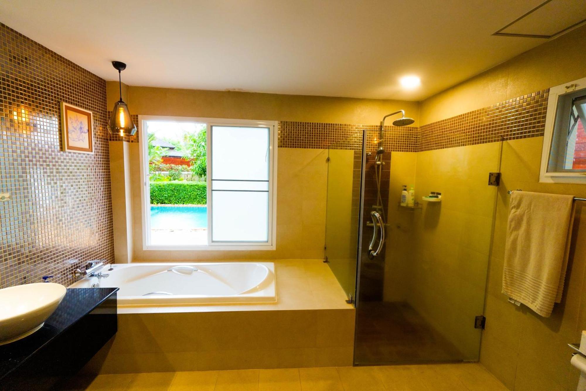 Luxurious Large Size Swimming Pool In Rawai