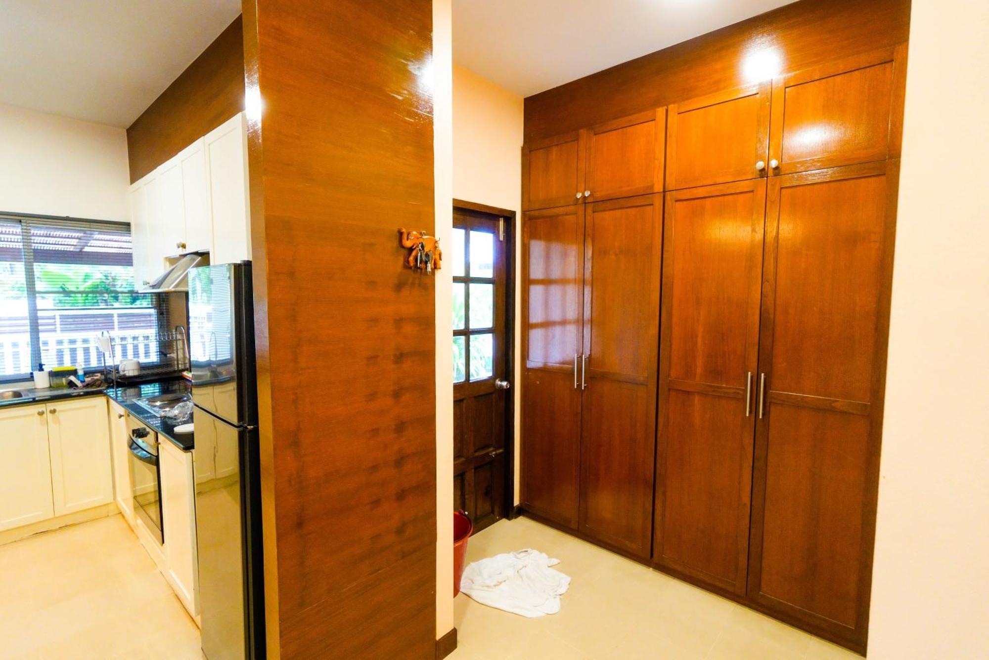 Villa Luxurious Large Size Swimming Pool In Rawai