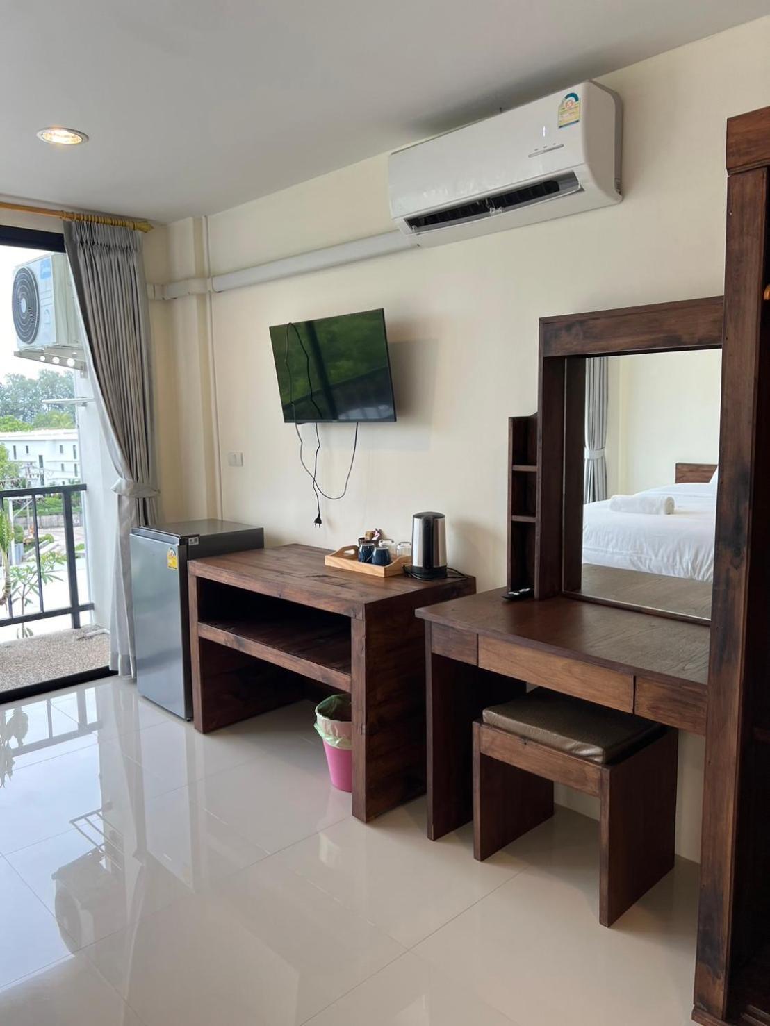 Aparthotel Rawai Sea Phuket