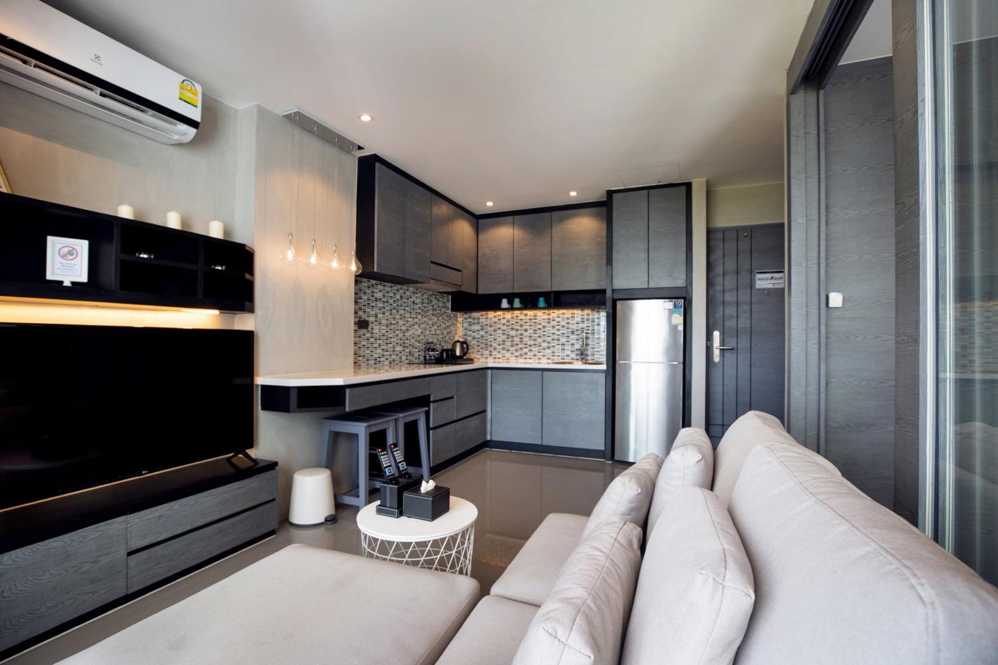 Tropical Hill View L706 At Citygate Residence, Amenities, Close To The And Fantasea
