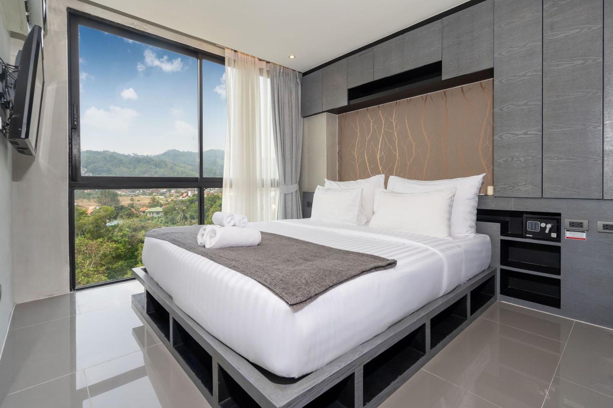 Enjoy Tropical Hill Views In Citygate L705, Facilities, Near Fantasea & Cafe Del Mar Club Kamala Beach