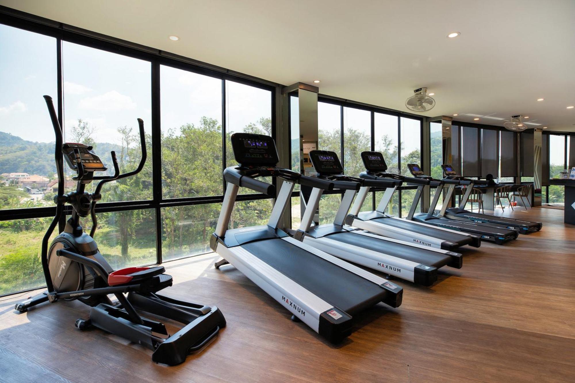 Enjoy Tropical Hill Views In Citygate L705, Facilities, Near Fantasea & Cafe Del Mar Club