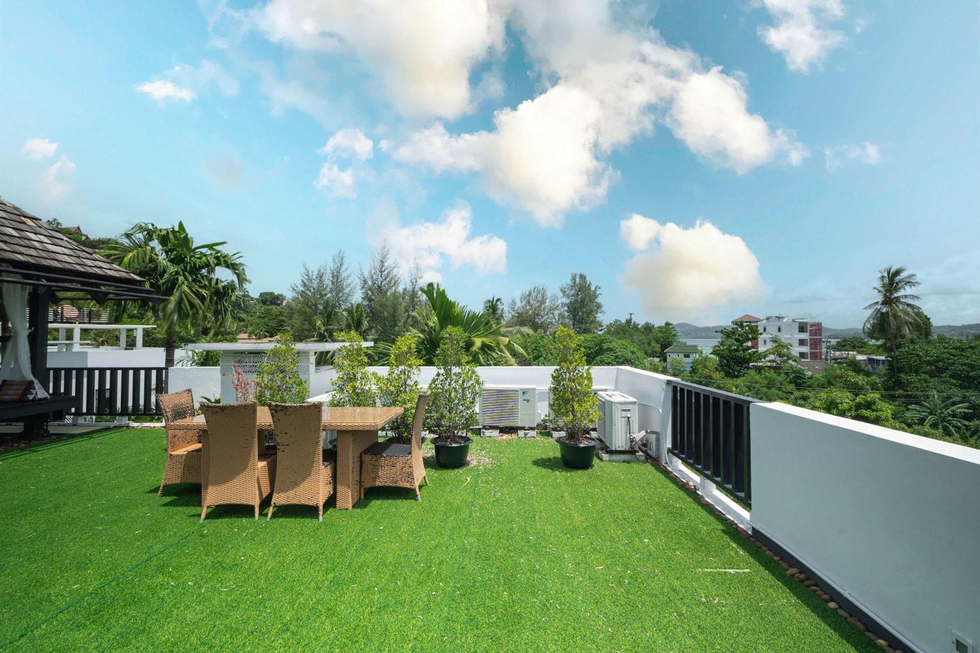 Stylish Penthouse At Bangtao Ban Lum Fuang