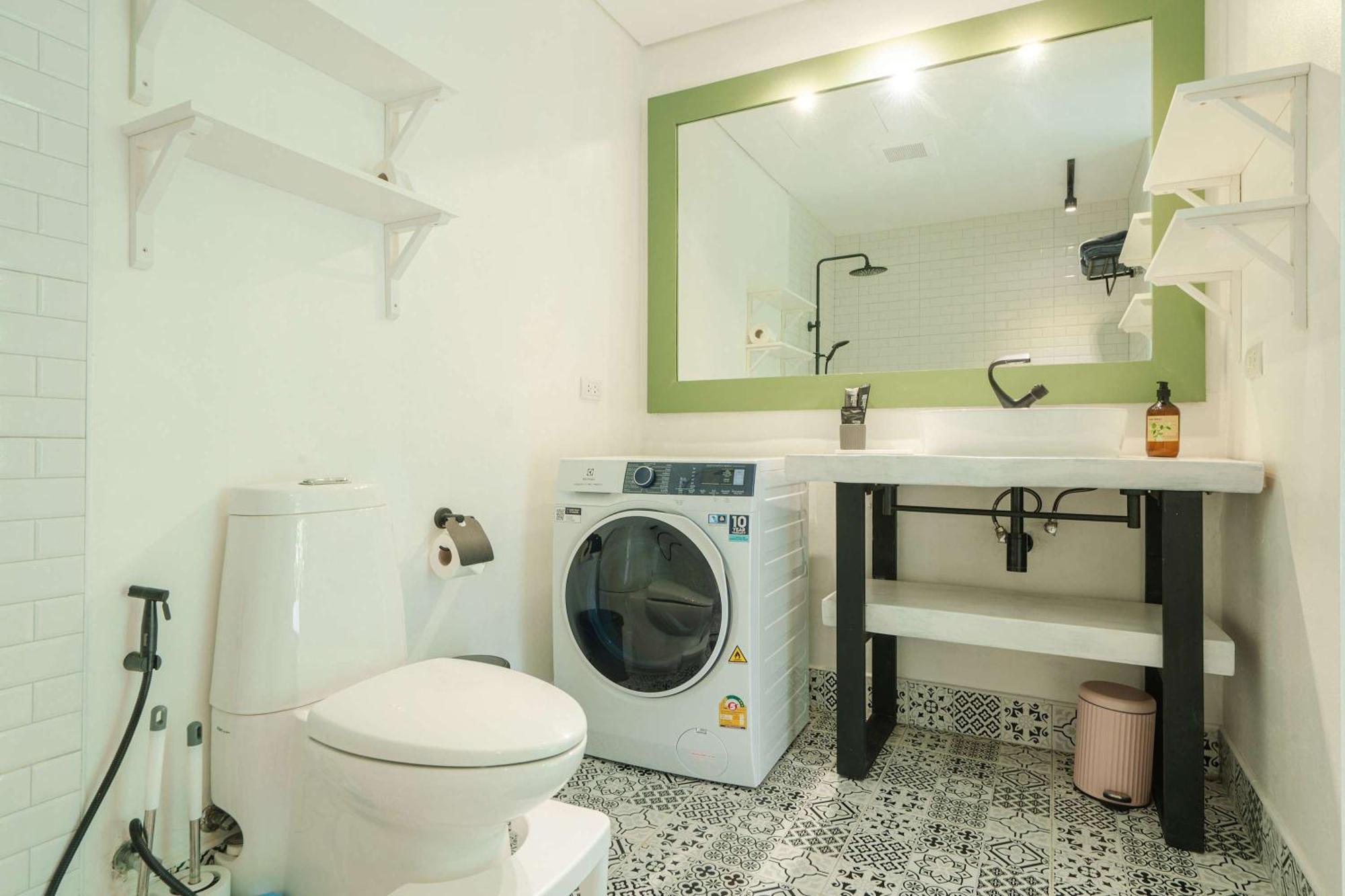 Apartment Stylish Penthouse At Bangtao Ban Lum Fuang