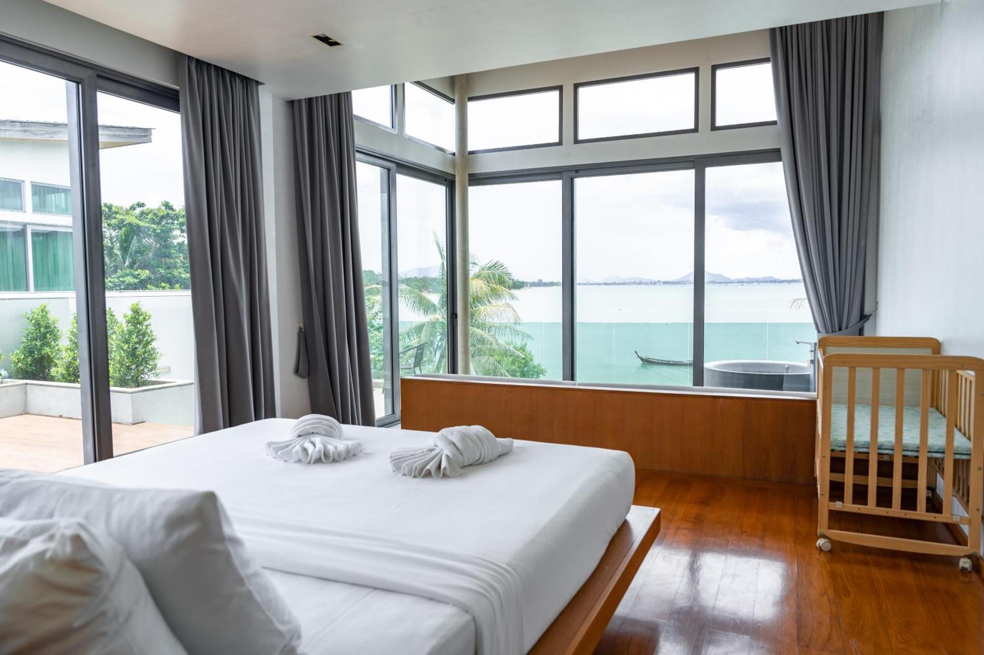 Eva8三卧海景泳池别墅临海别墅 Villa Rawai