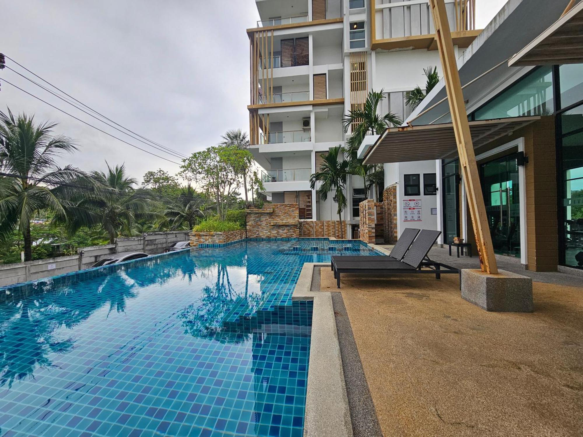 2 Phuket By Abcd Apartment
