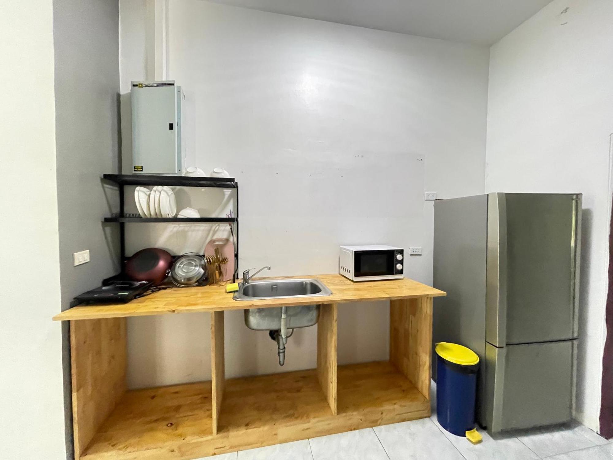 Phuket Plan B House Homestay