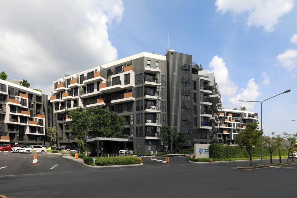 Sky Park 1 Bedroom Apartment Thalang