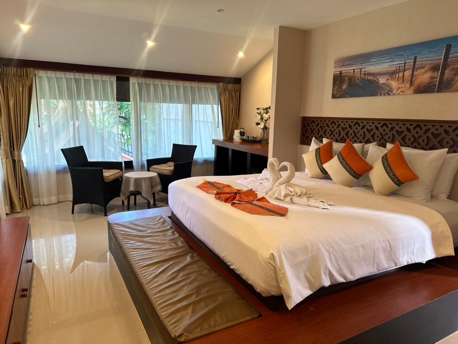 Royal Phawadee Village - 2 Minutes Walk To The